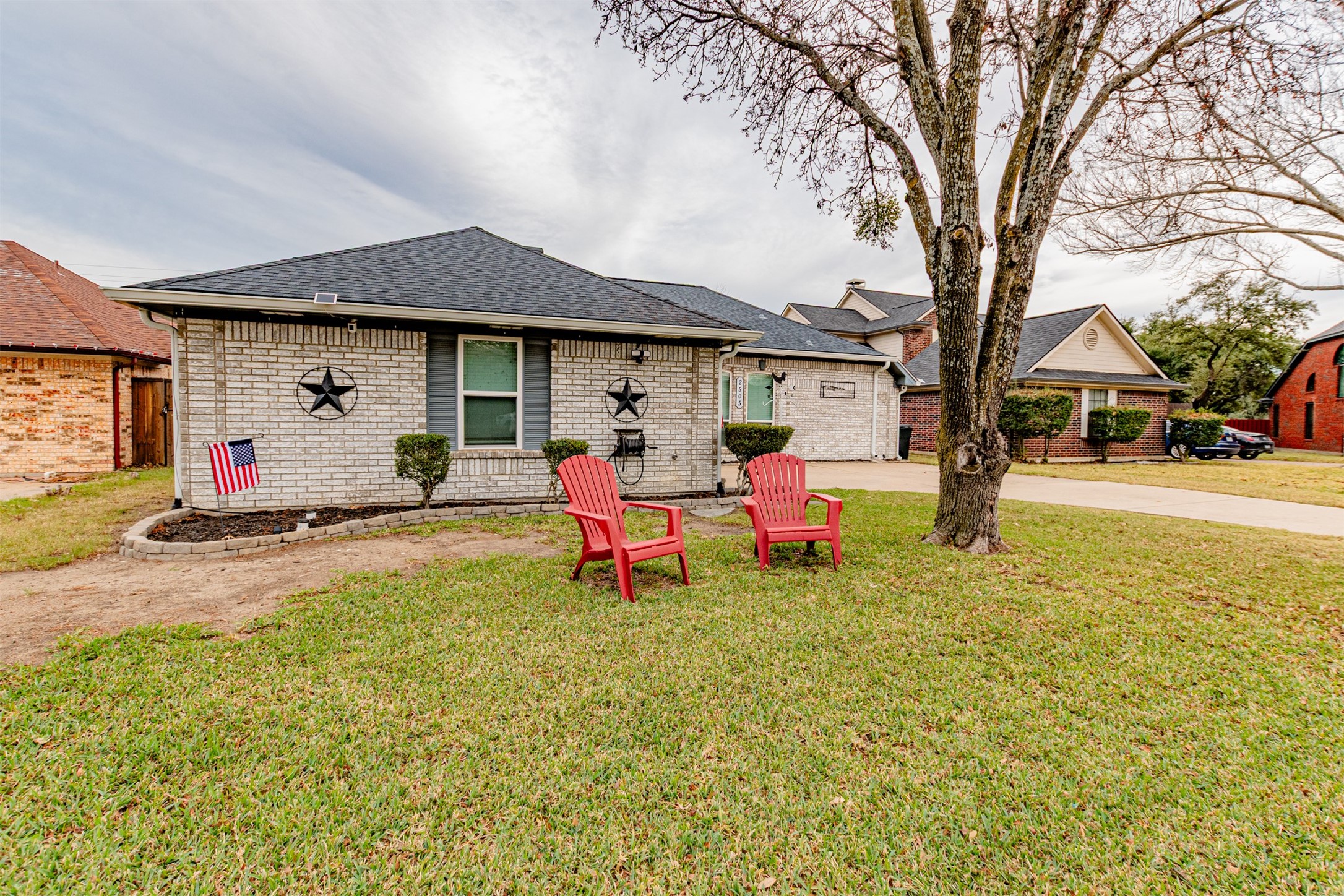 2505 Cottonwood Drive