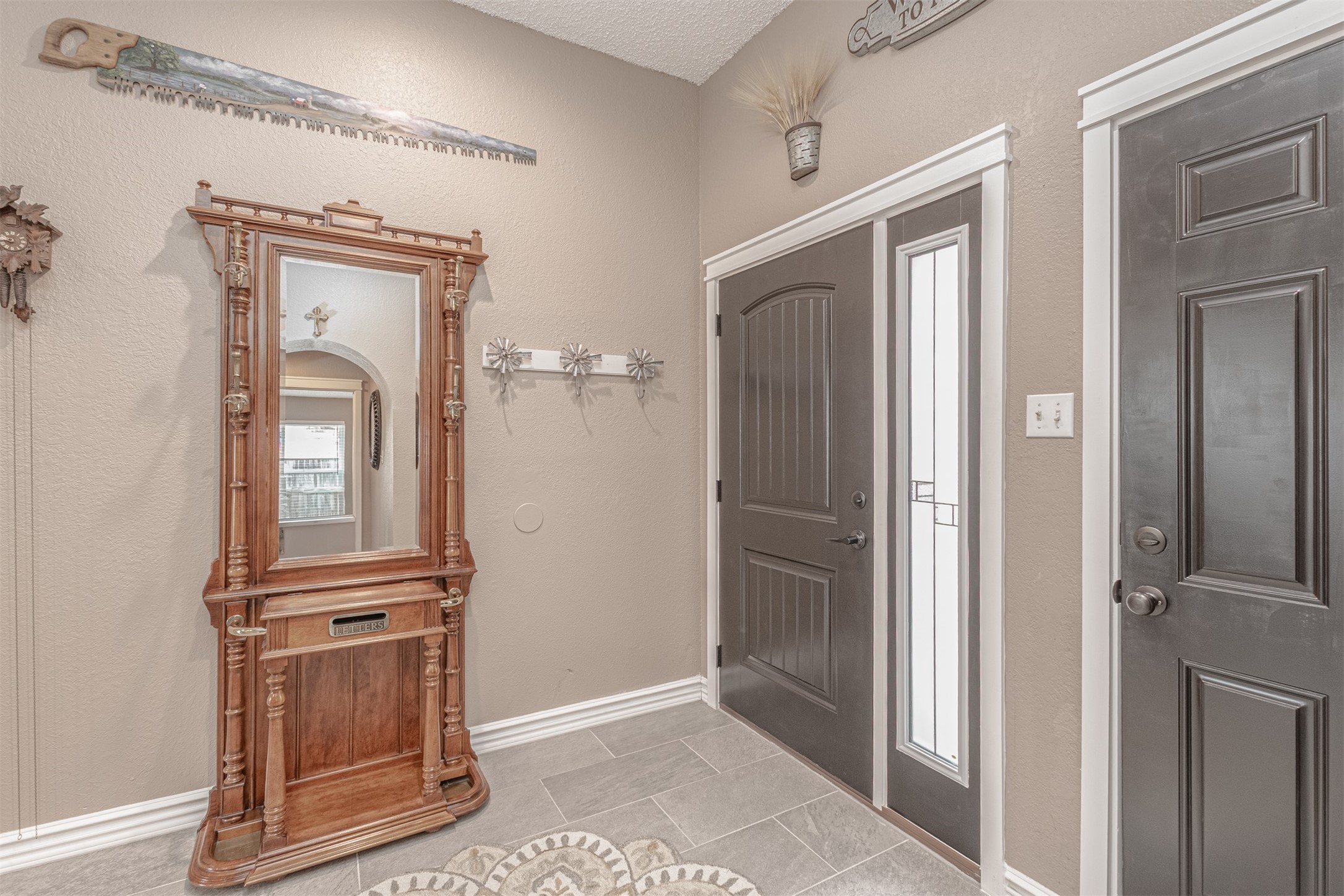 2505 Cottonwood Drive