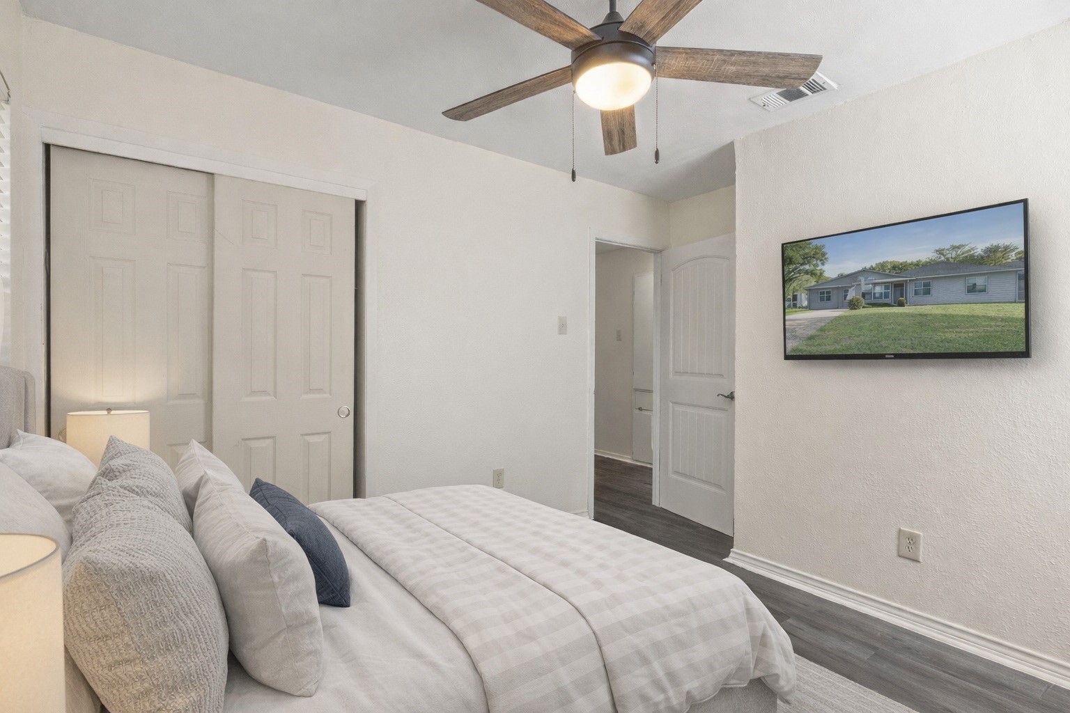 7904 Silverdale Drive