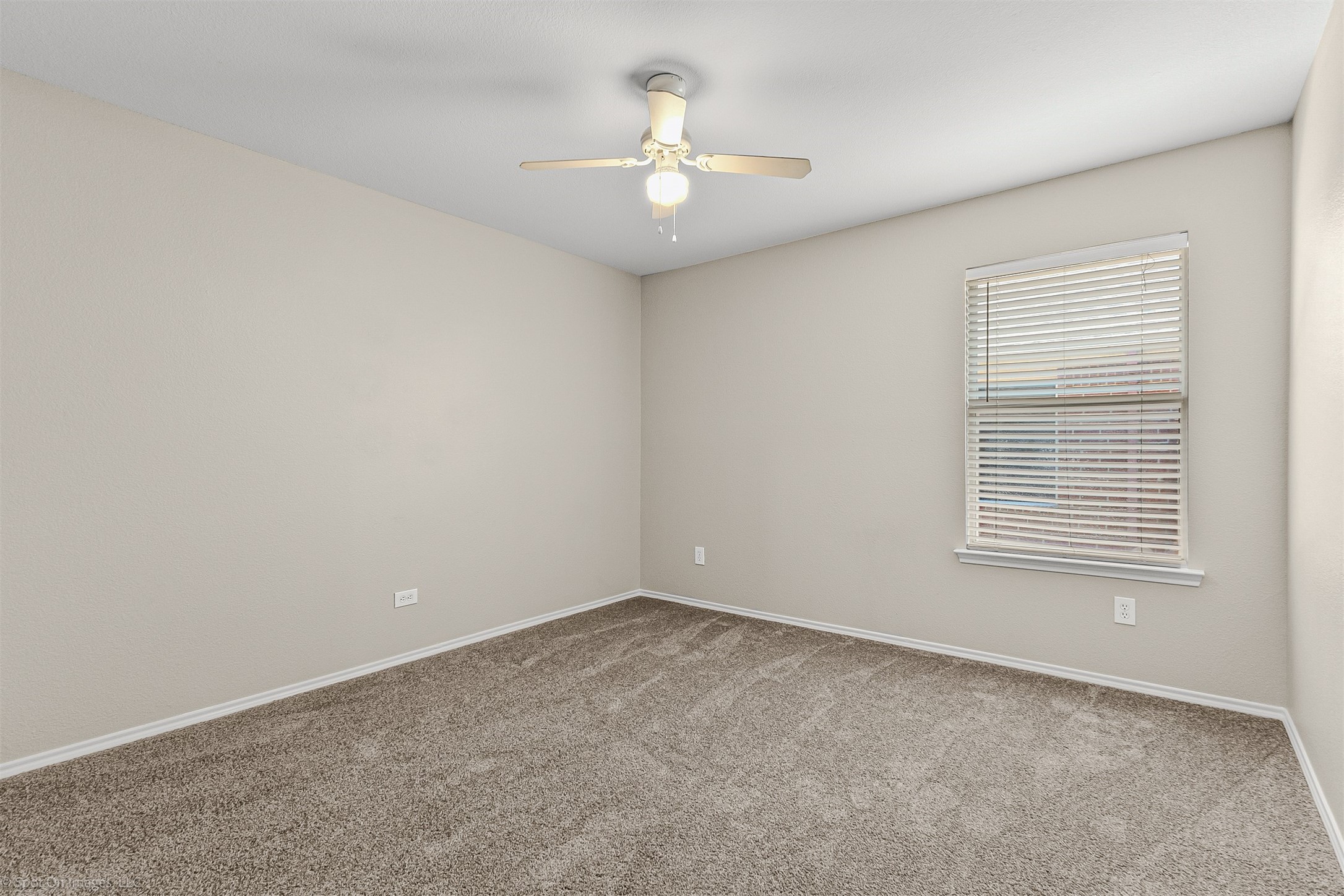 2821 Mockingbird Street