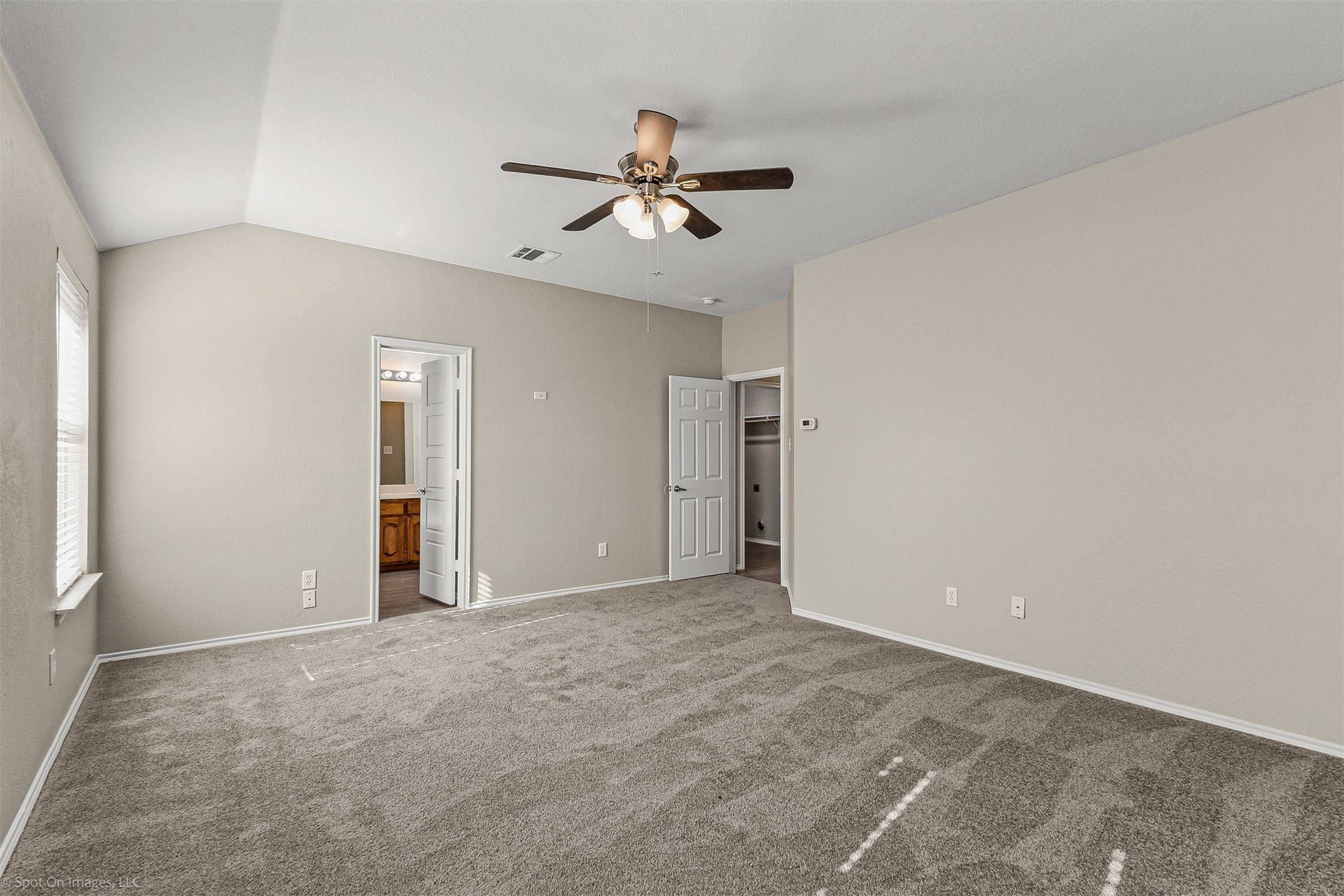 2821 Mockingbird Street