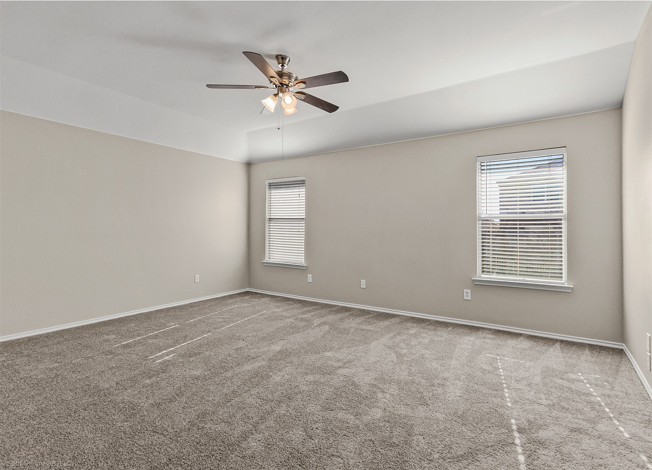 2821 Mockingbird Street