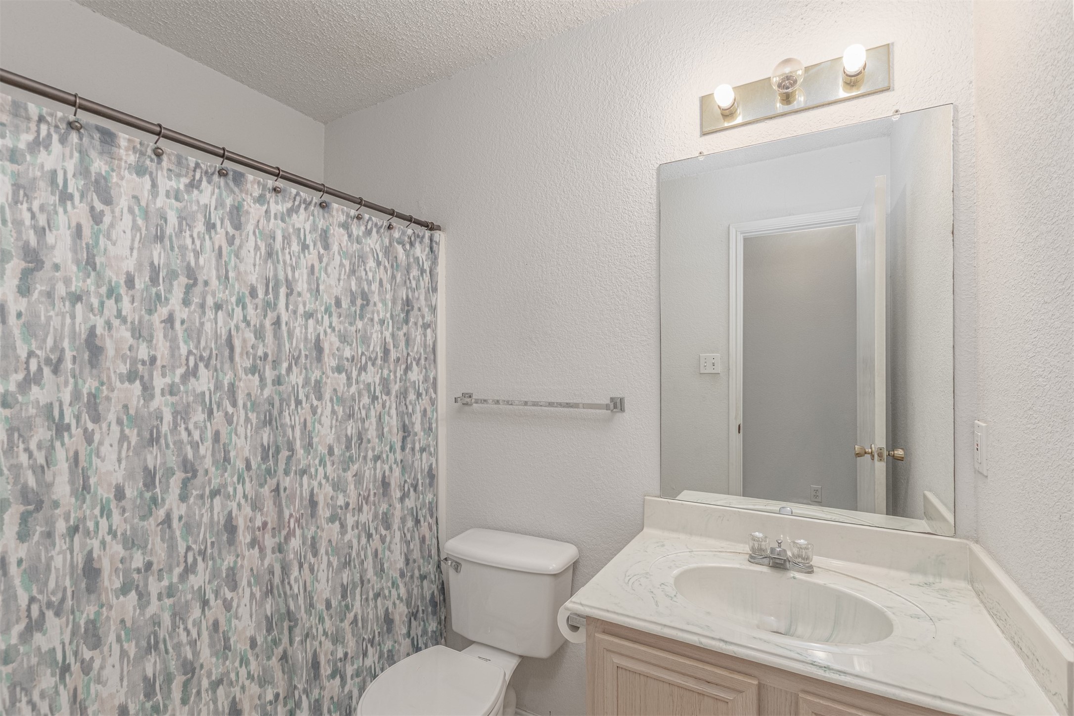 10225 Pleasant Mound Drive