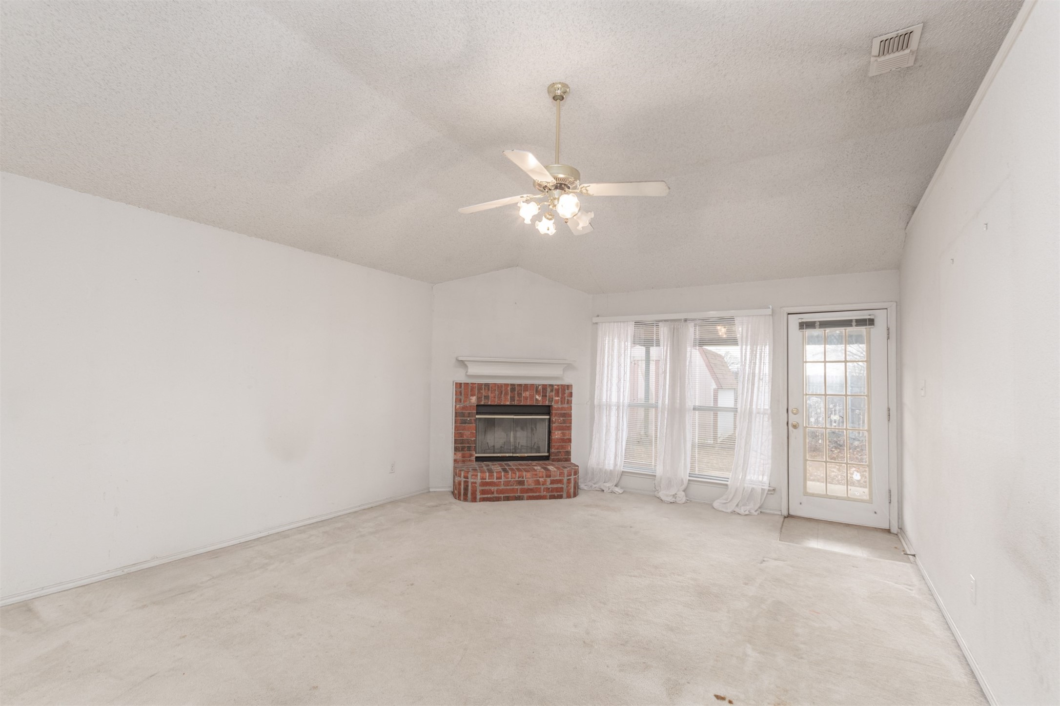 10225 Pleasant Mound Drive