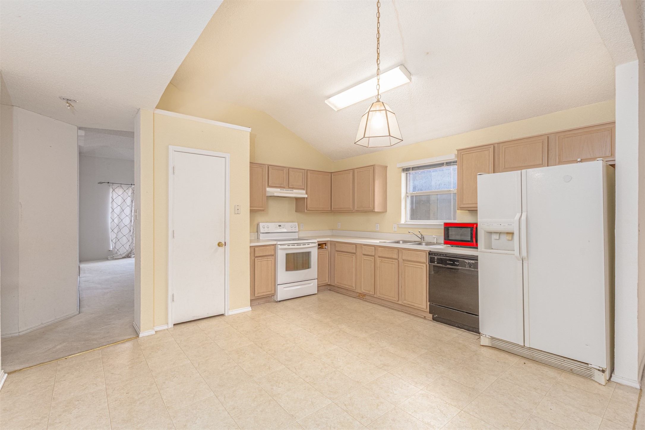 10225 Pleasant Mound Drive