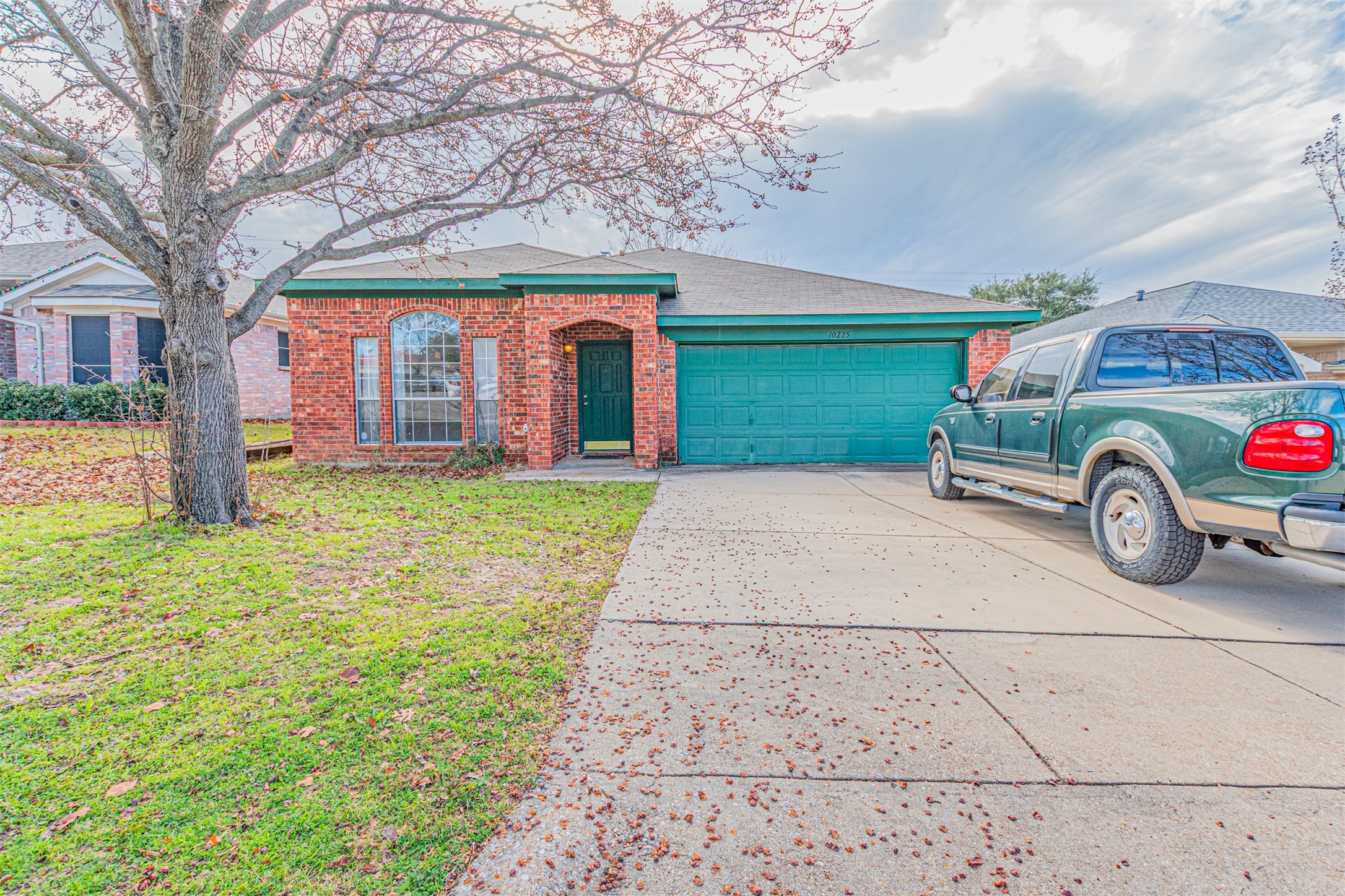 10225 Pleasant Mound Drive