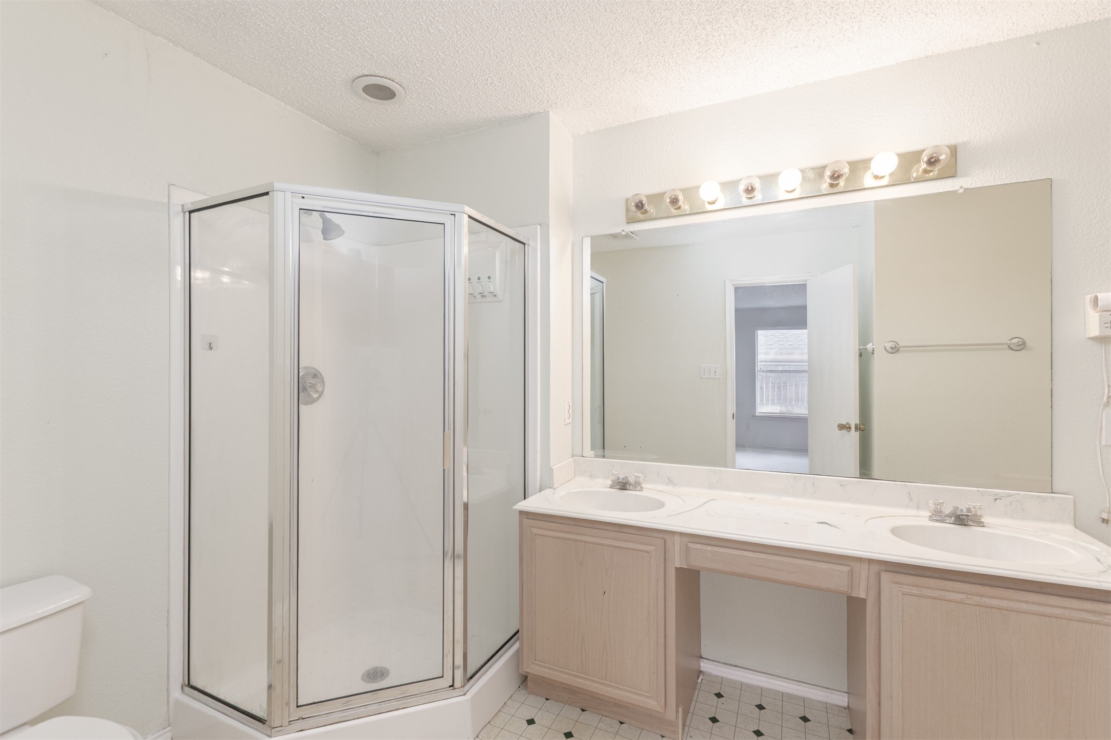 10225 Pleasant Mound Drive