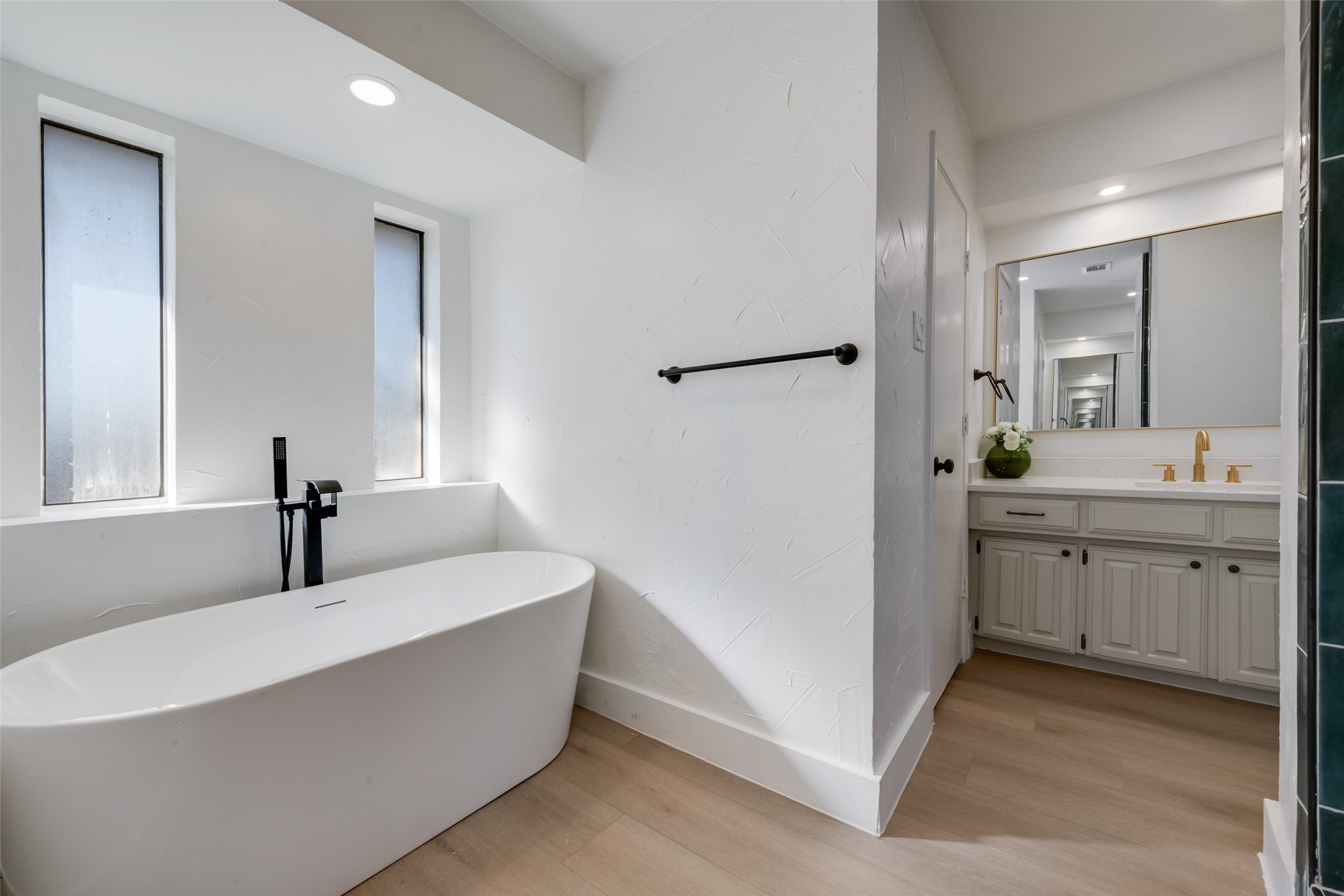 2801 Country Club Parkway