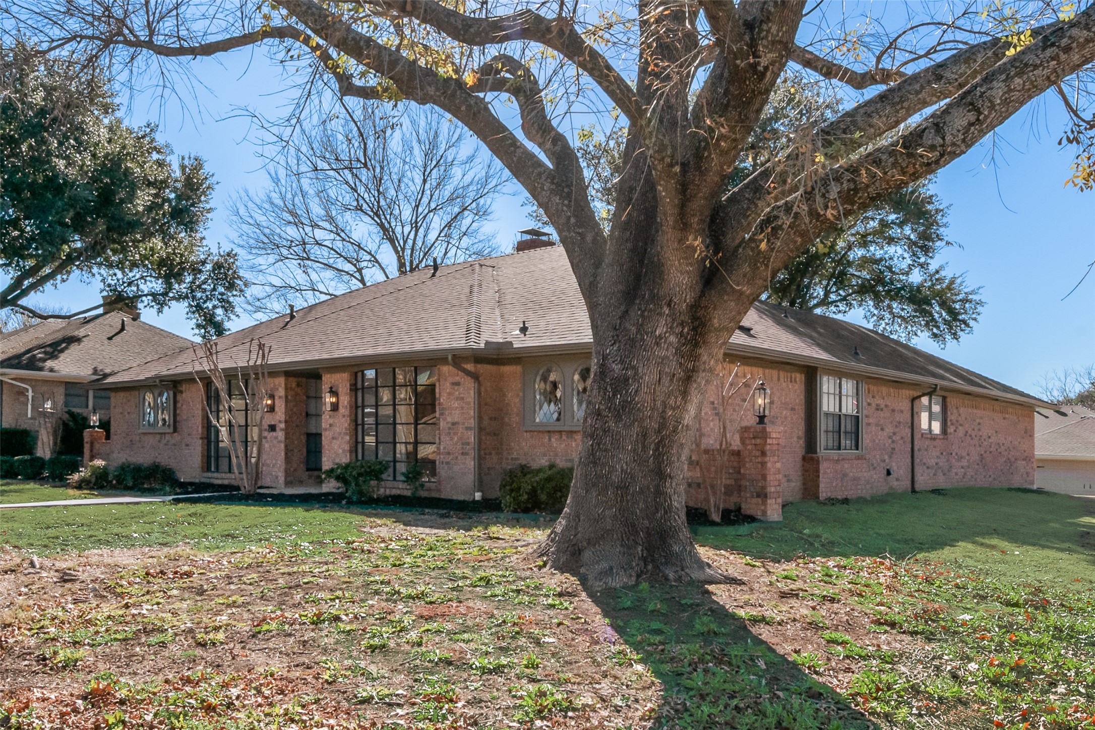2801 Country Club Parkway