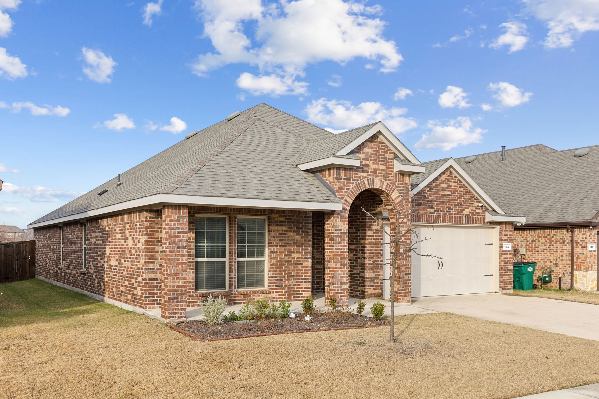 715 Philadelphia Street