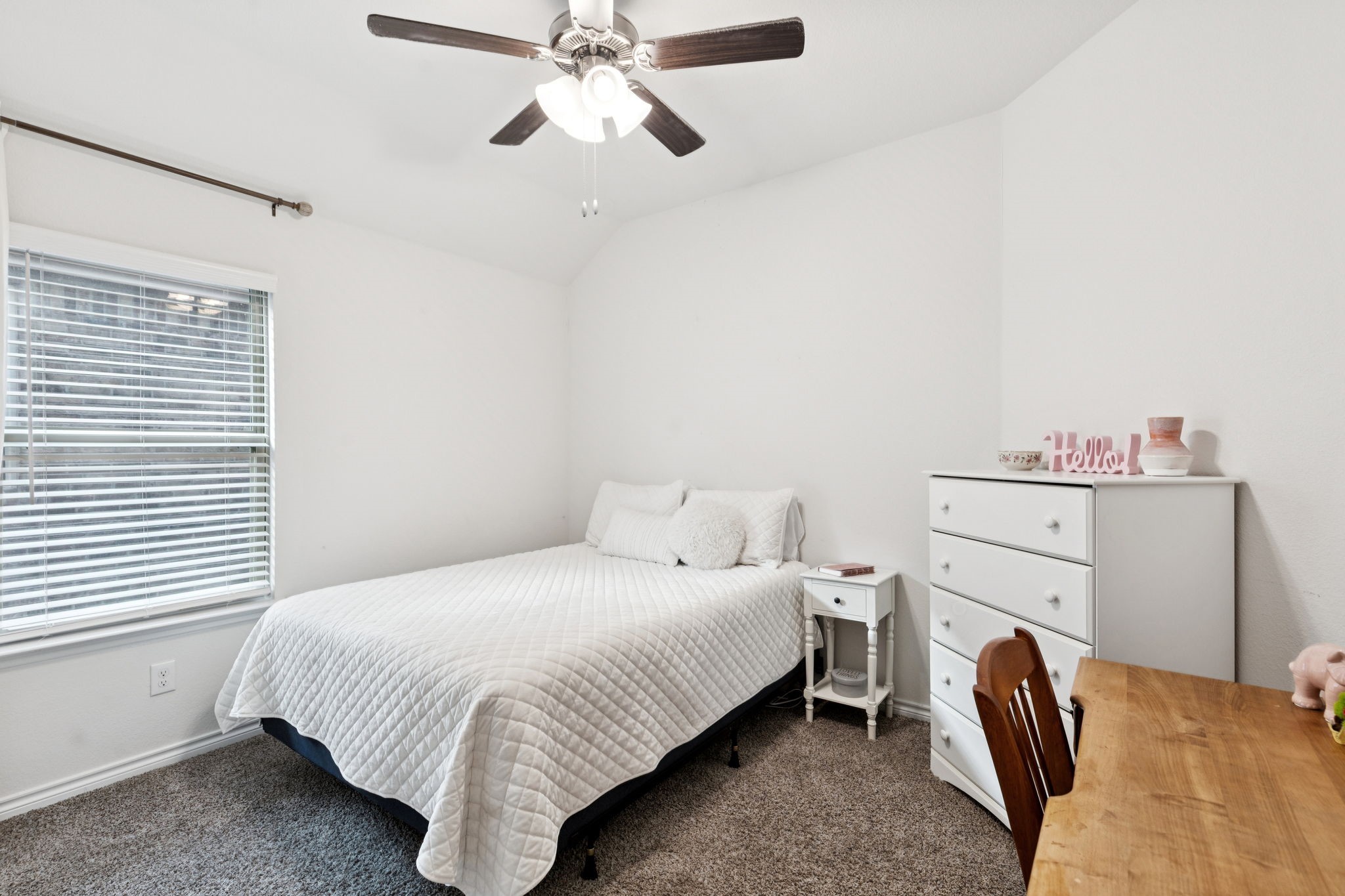 715 Philadelphia Street