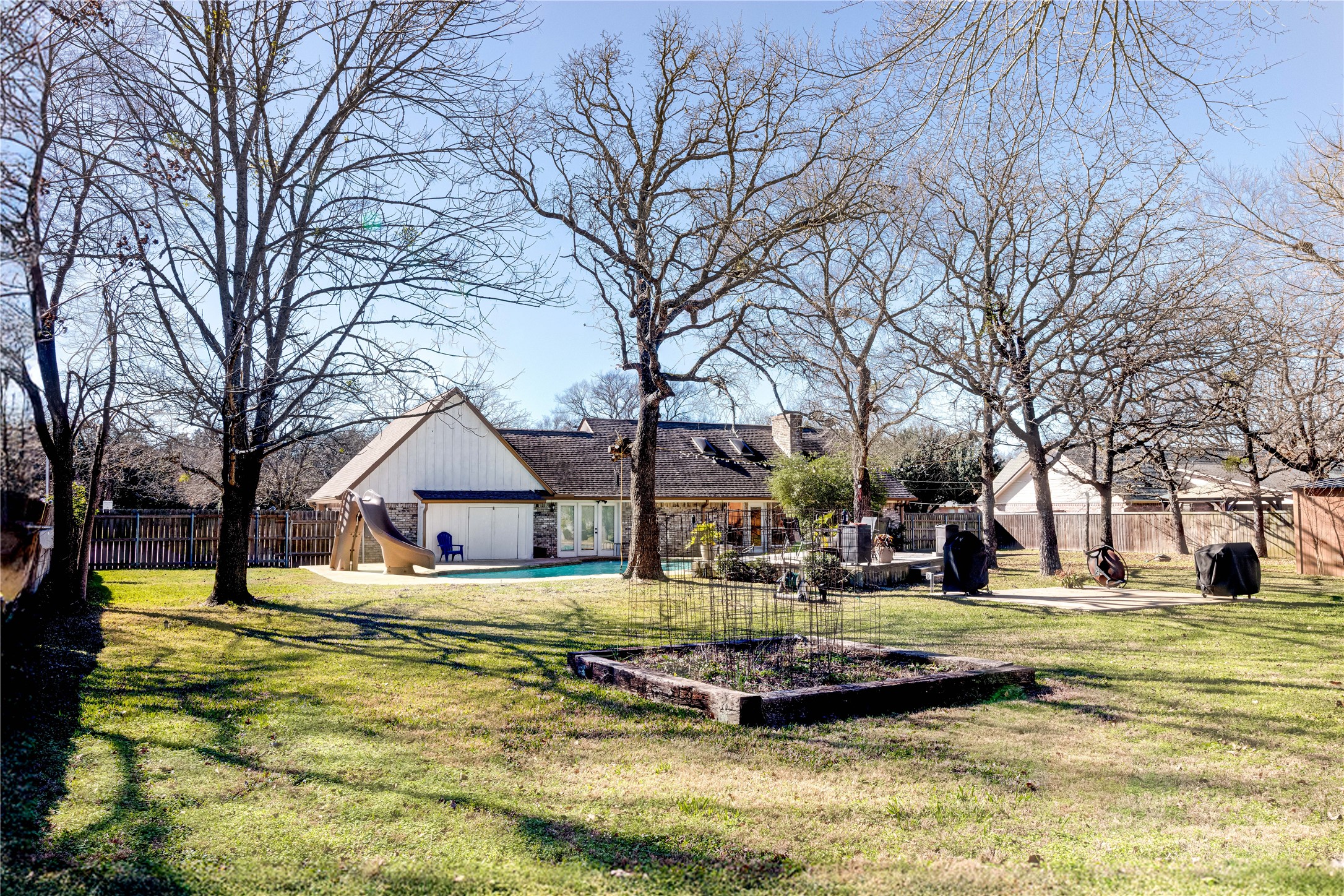 104 Private Road 1280