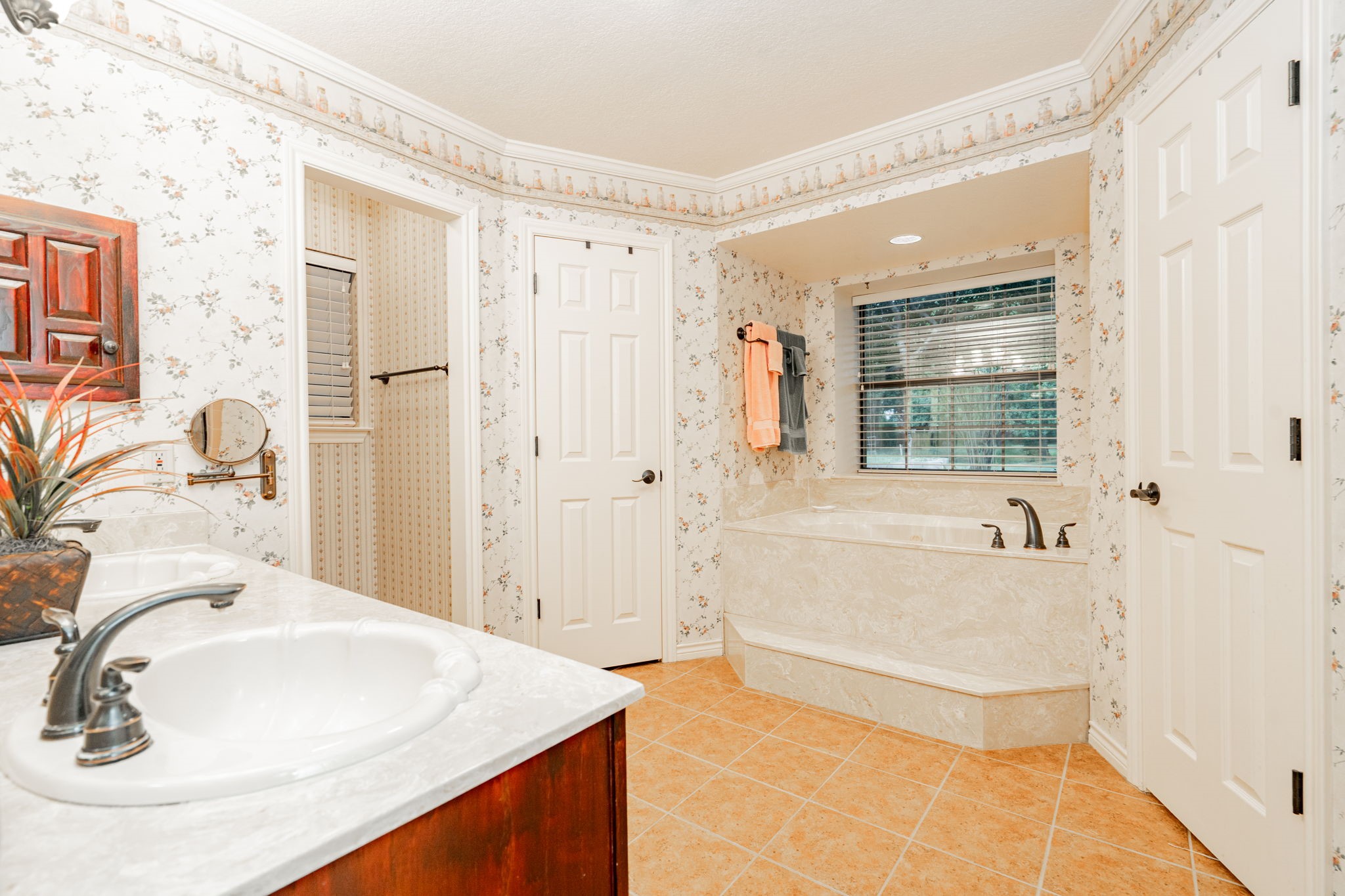 8429 Karen Lane