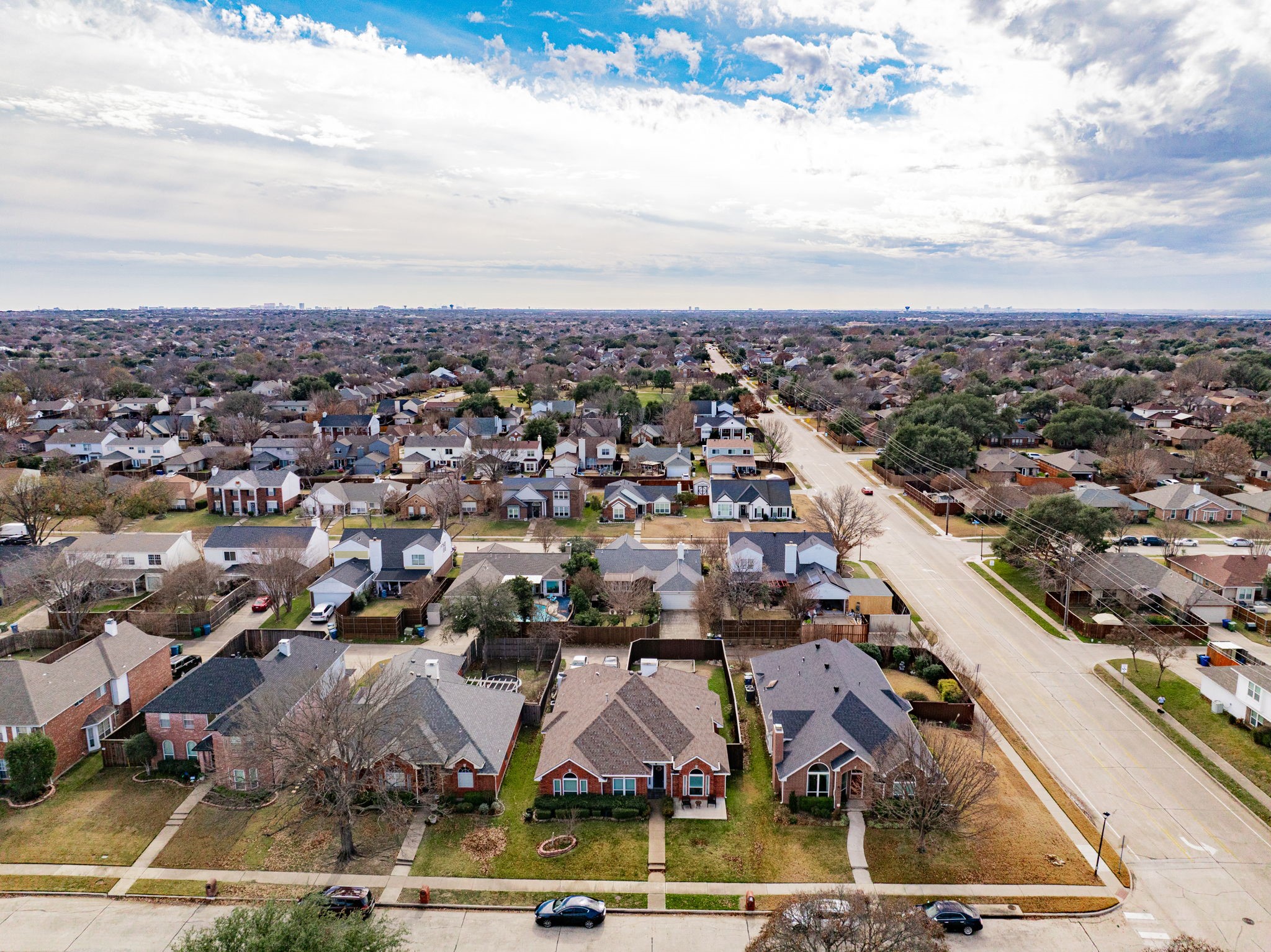 2102 Greenview Drive