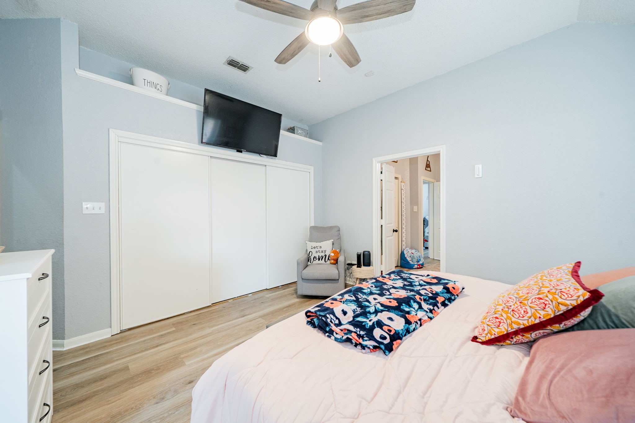 2102 Greenview Drive