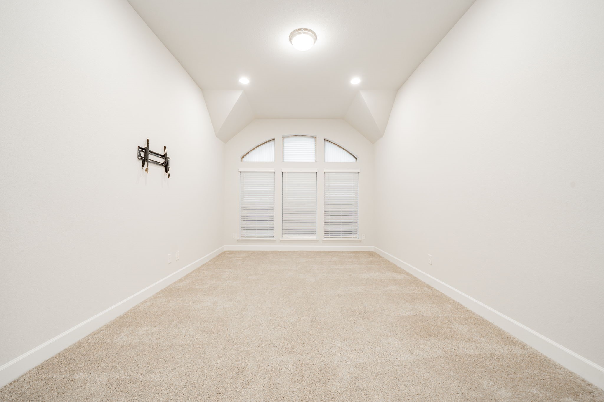 10480 Gray Hills Drive