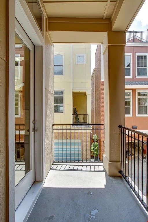 1366 Branchwood Place
