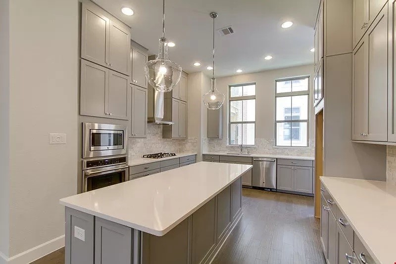 1366 Branchwood Place