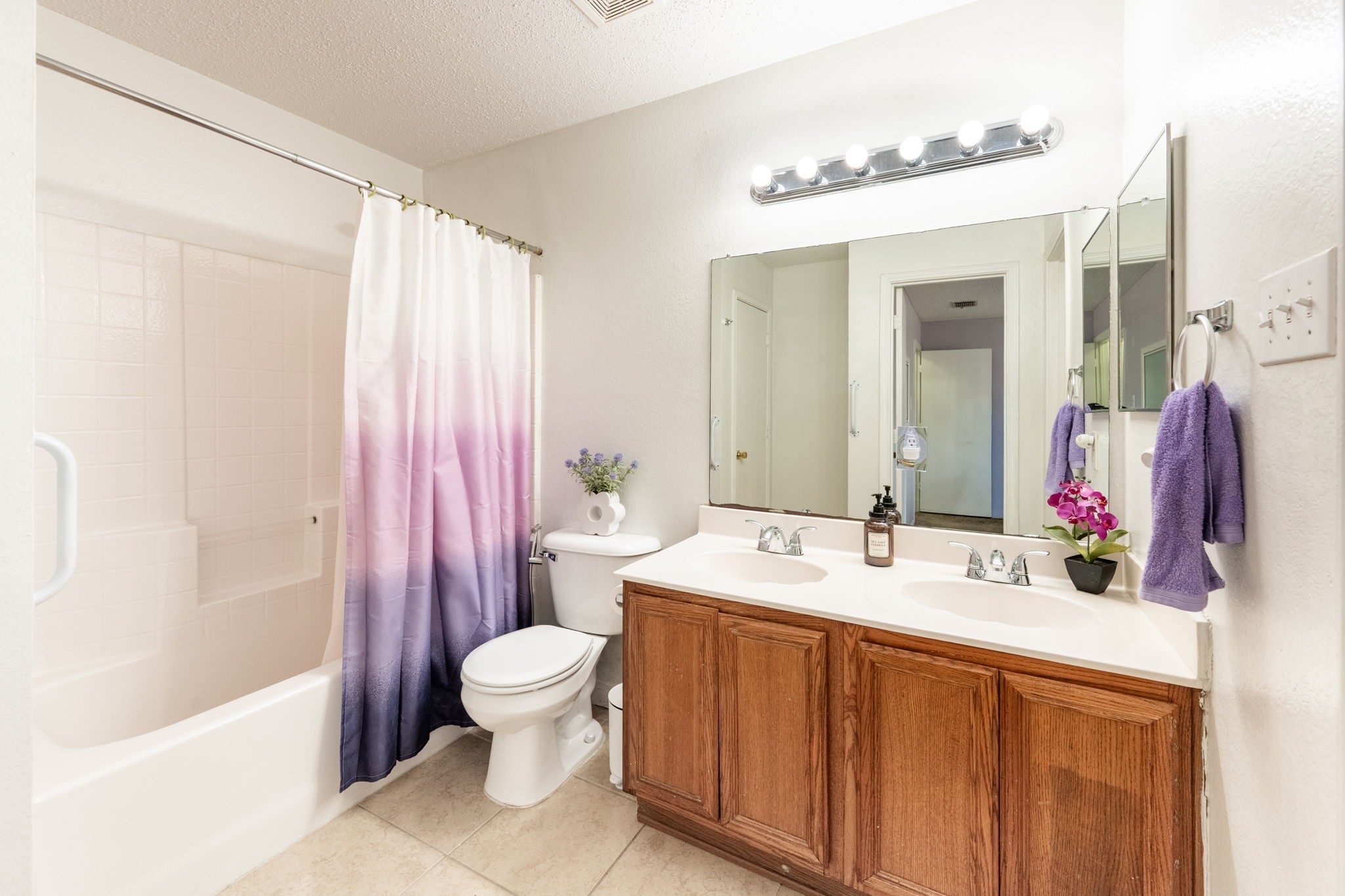 1471 Englewood Drive