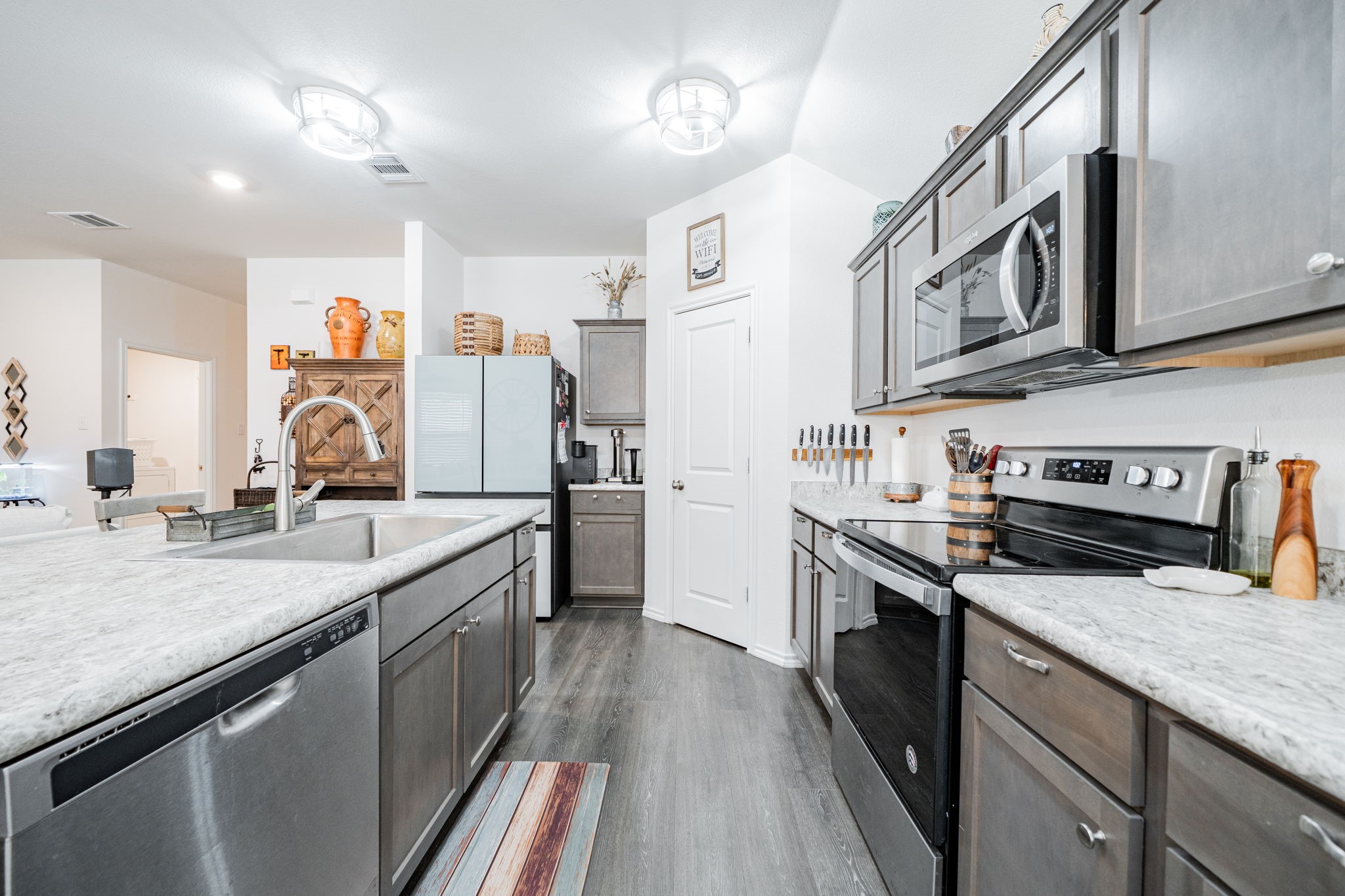 2133 Palestine Oak Drive