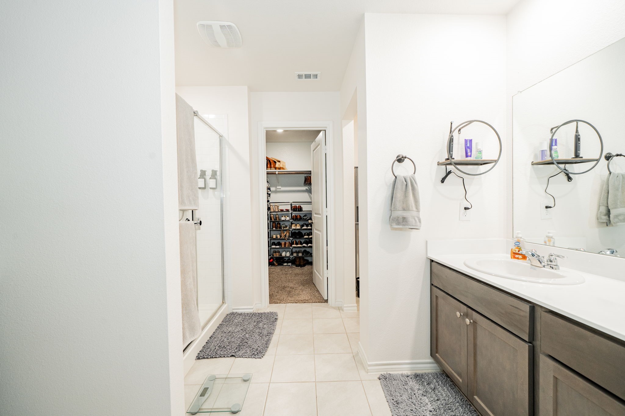 2133 Palestine Oak Drive