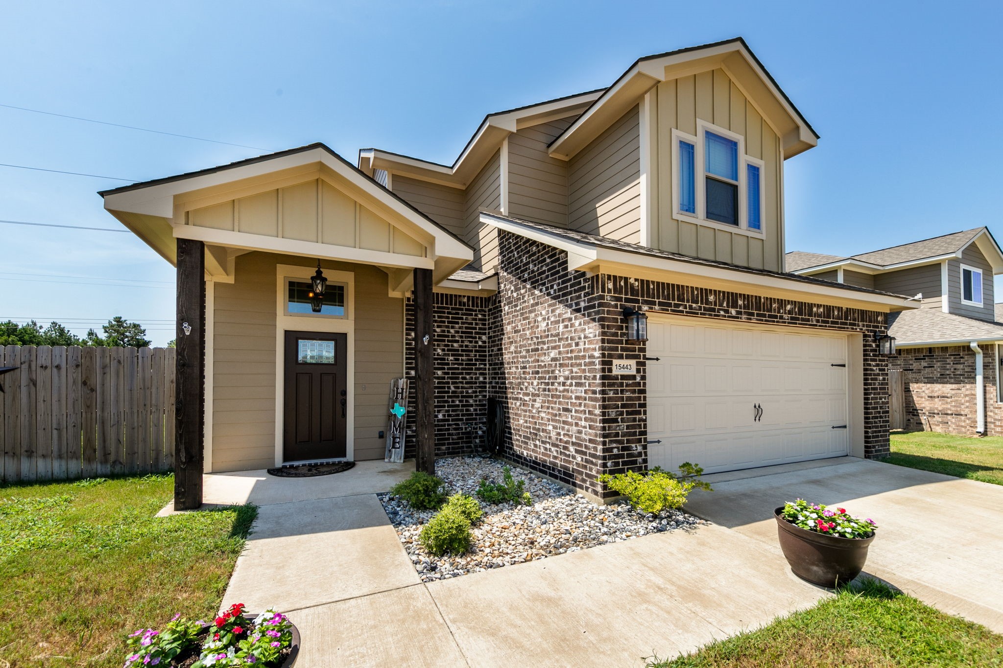15443 Anna Lane