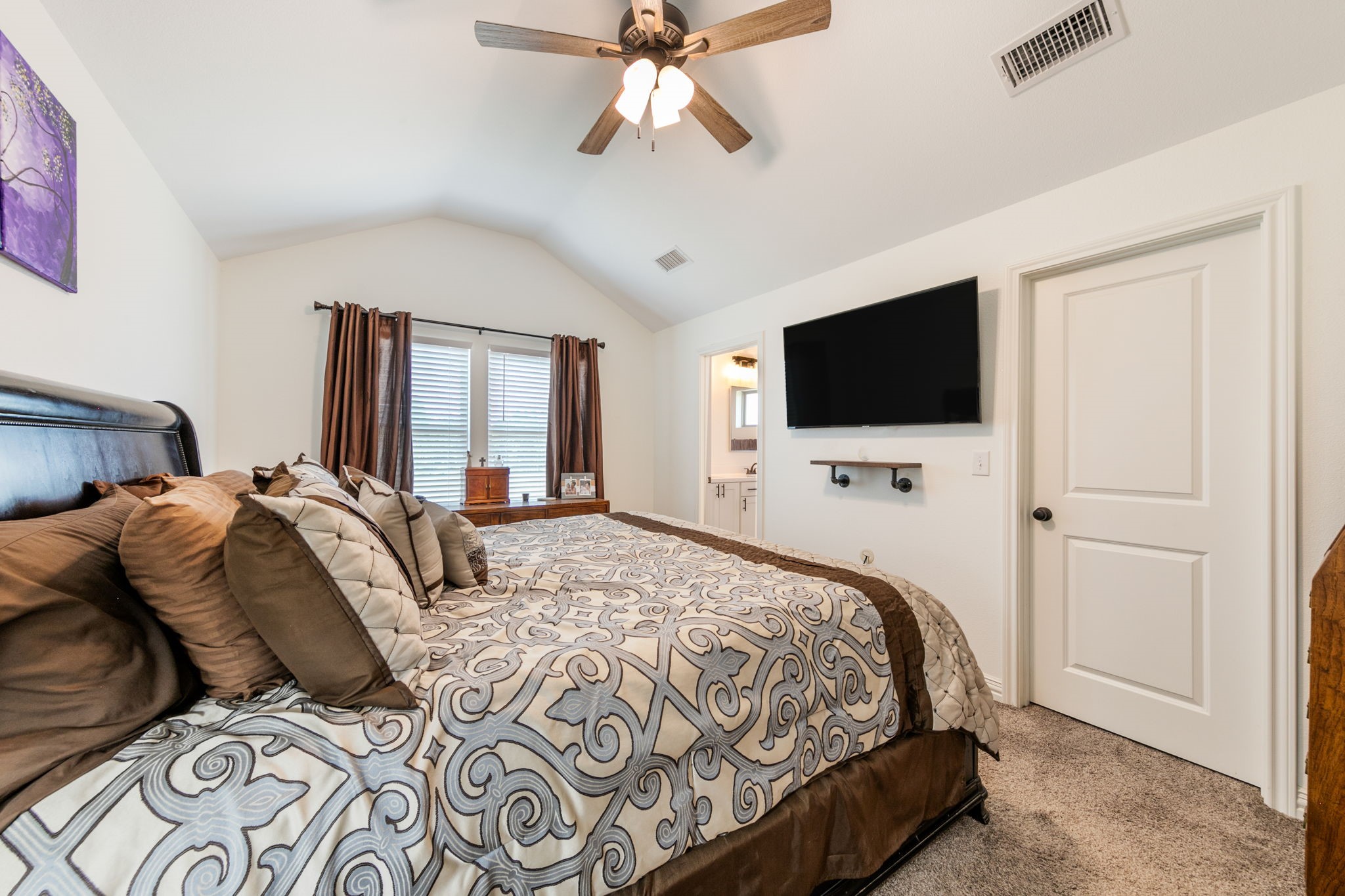 15443 Anna Lane