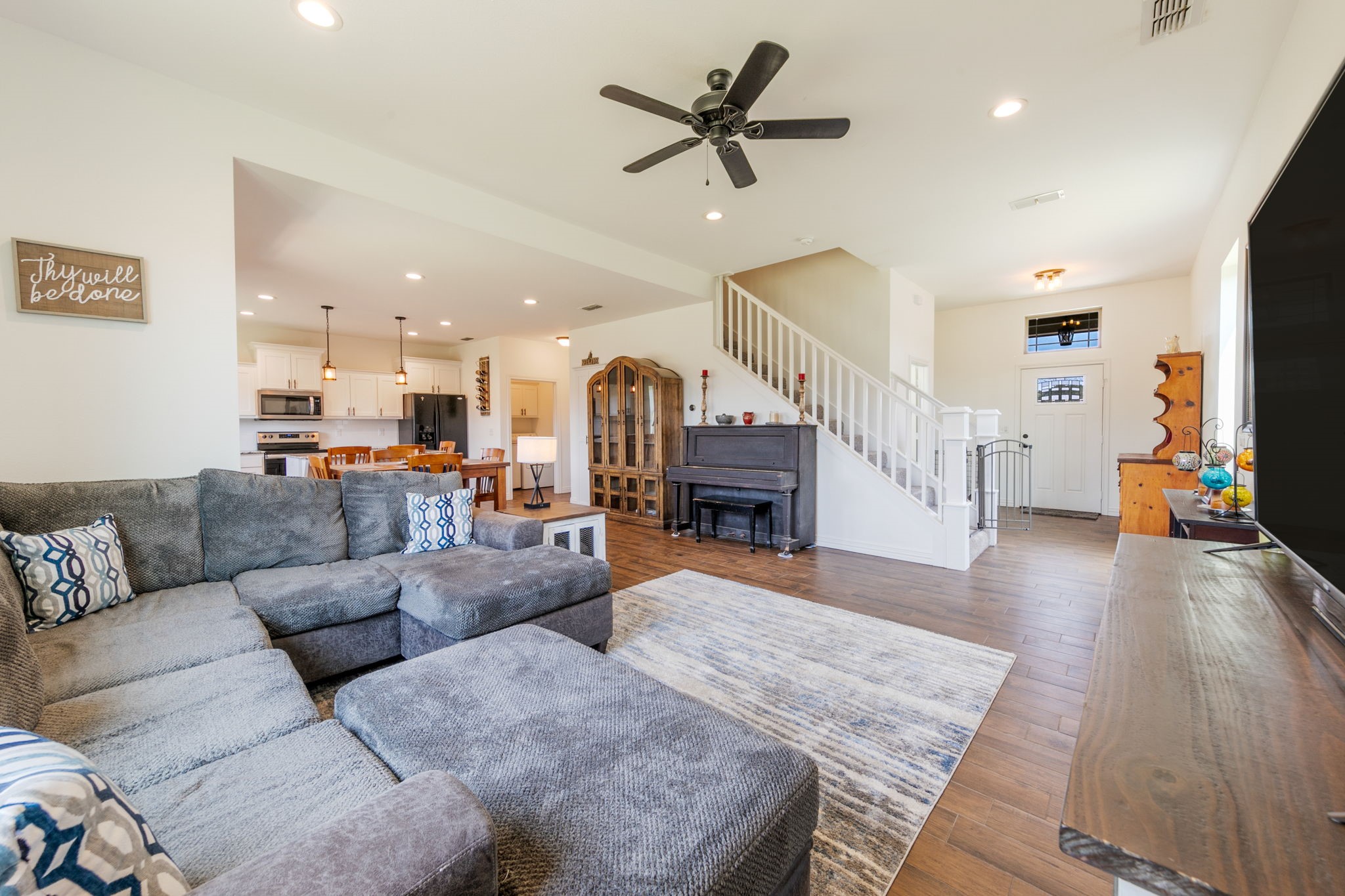 15443 Anna Lane