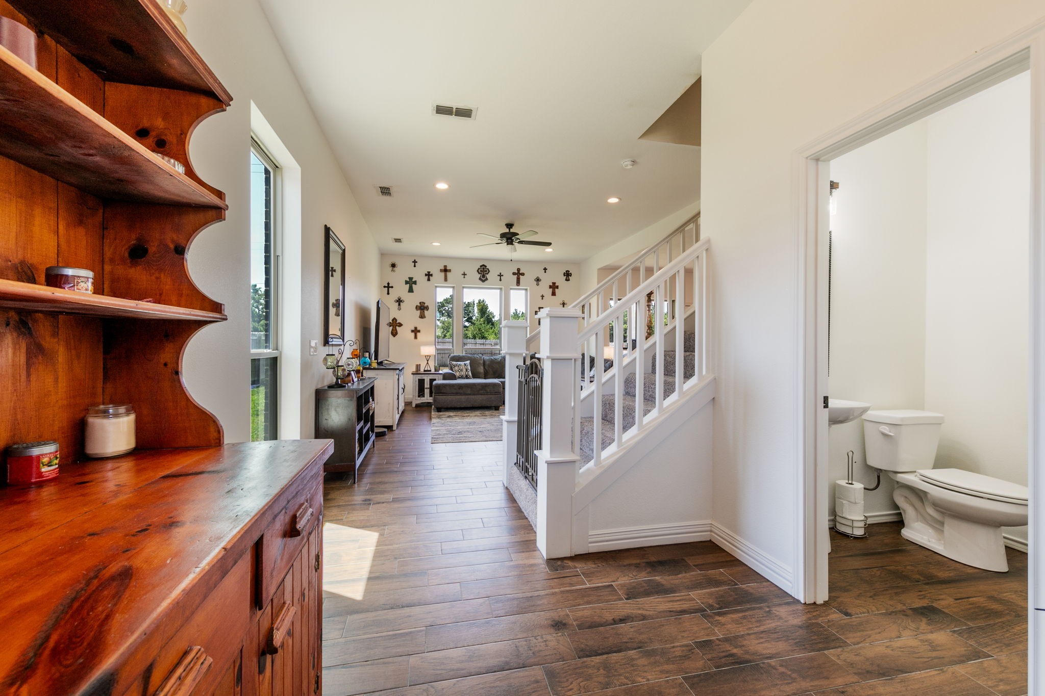 15443 Anna Lane