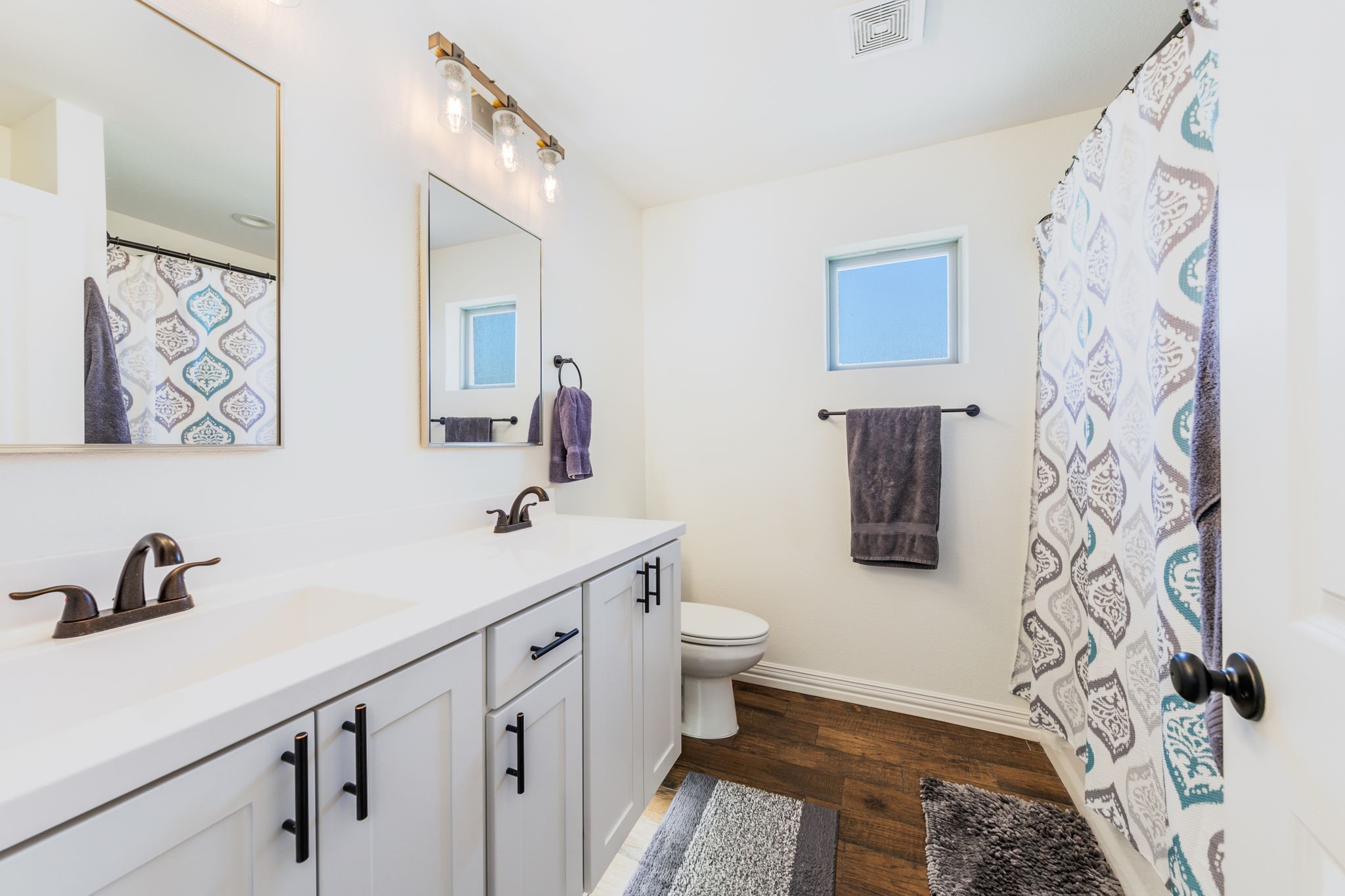 15443 Anna Lane