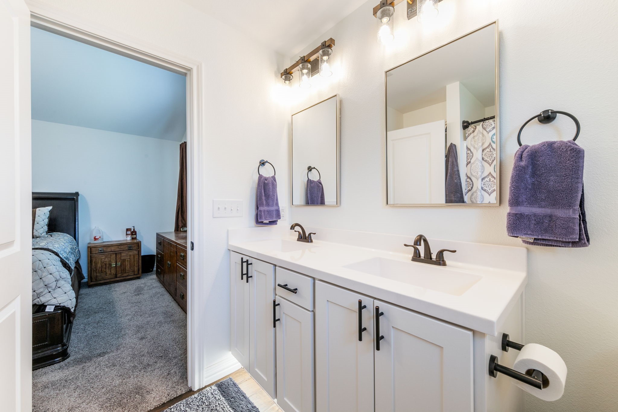 15443 Anna Lane