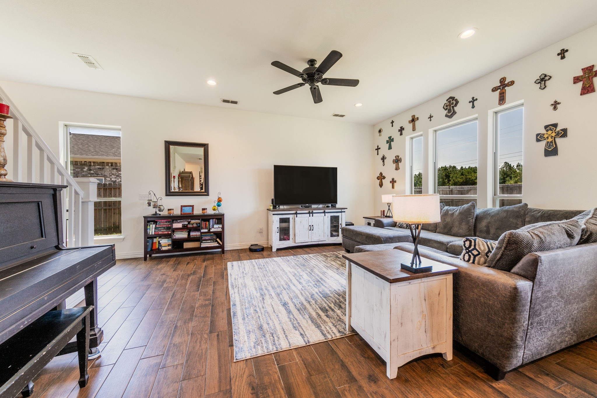 15443 Anna Lane