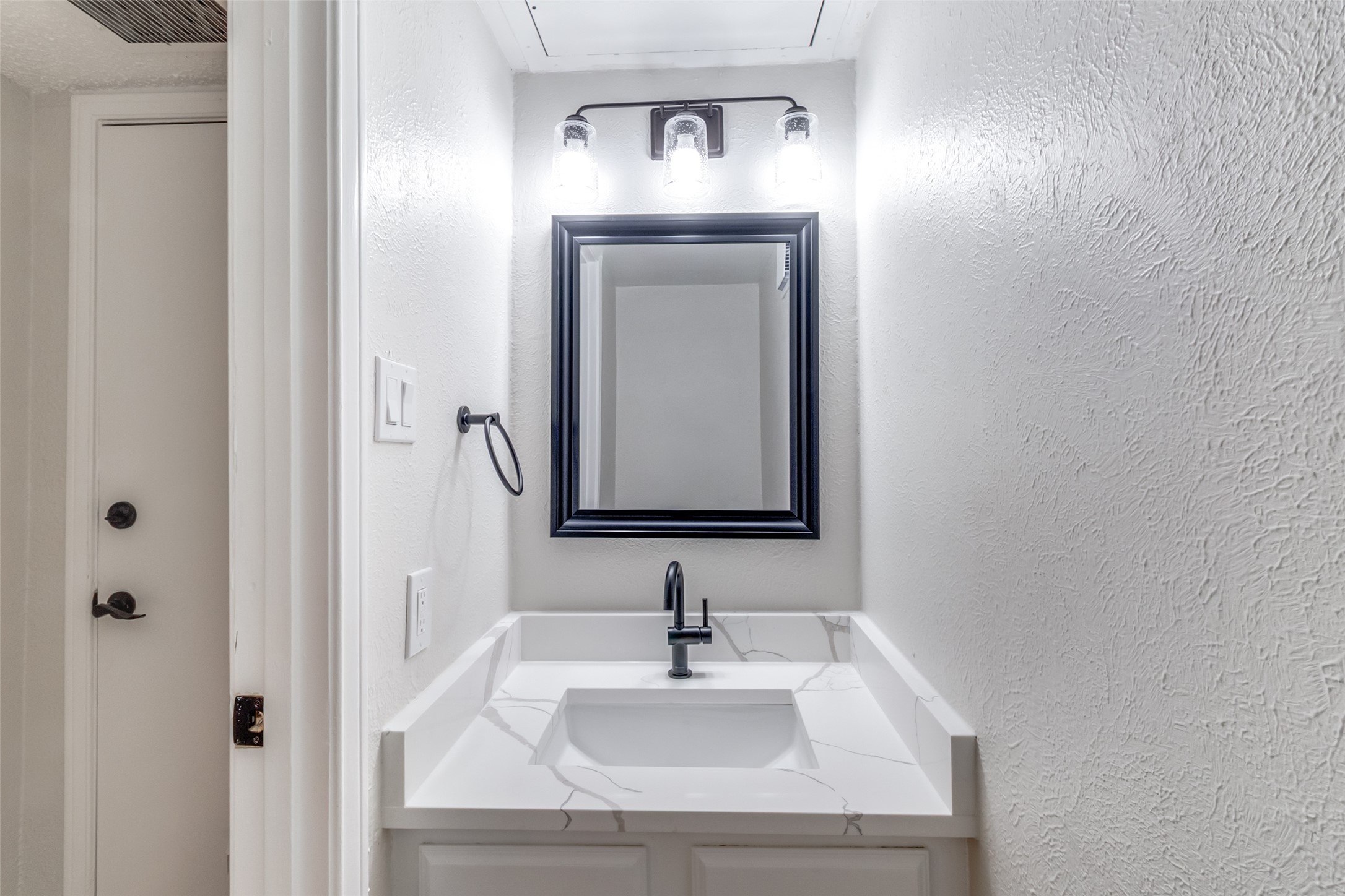 12921 Abrams Road 610