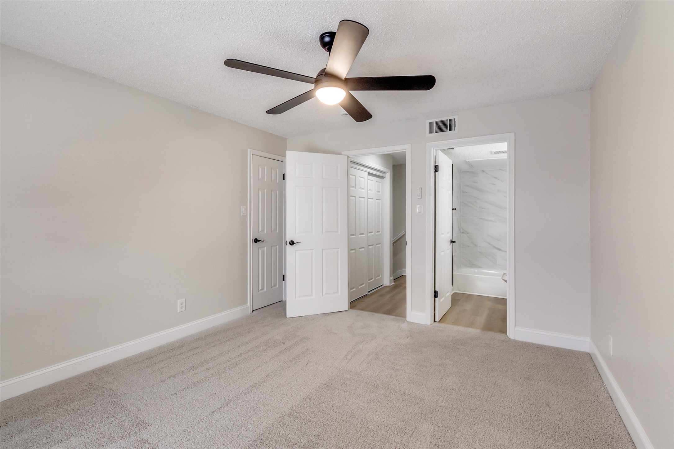 12921 Abrams Road 610