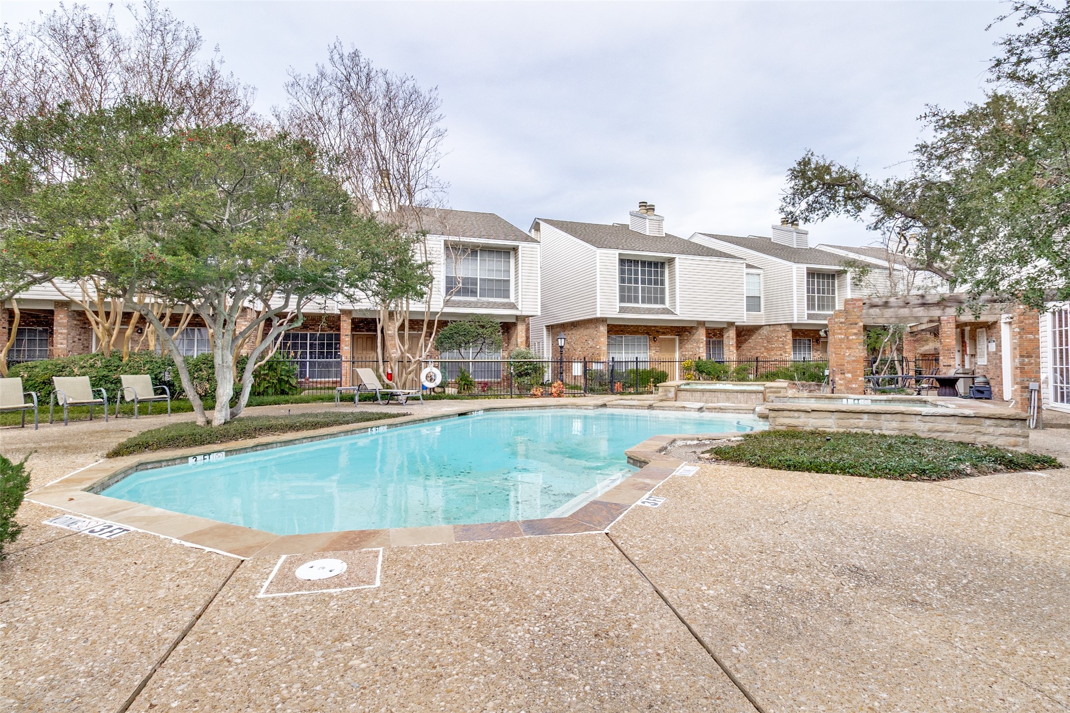 12921 Abrams Road 610
