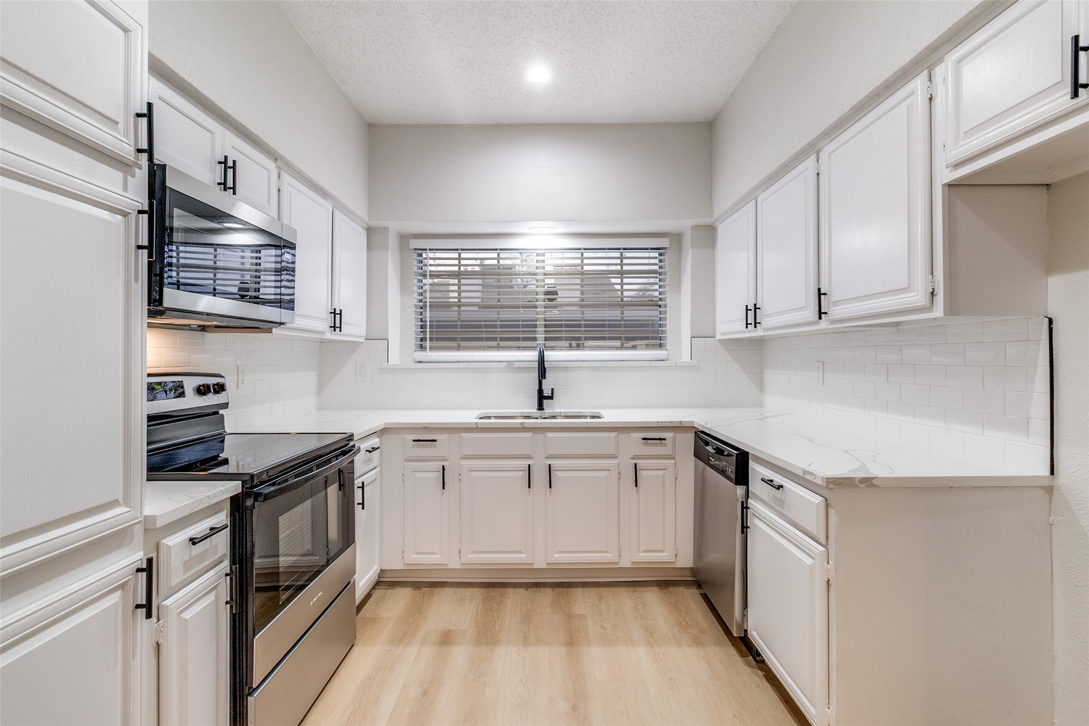 12921 Abrams Road 610