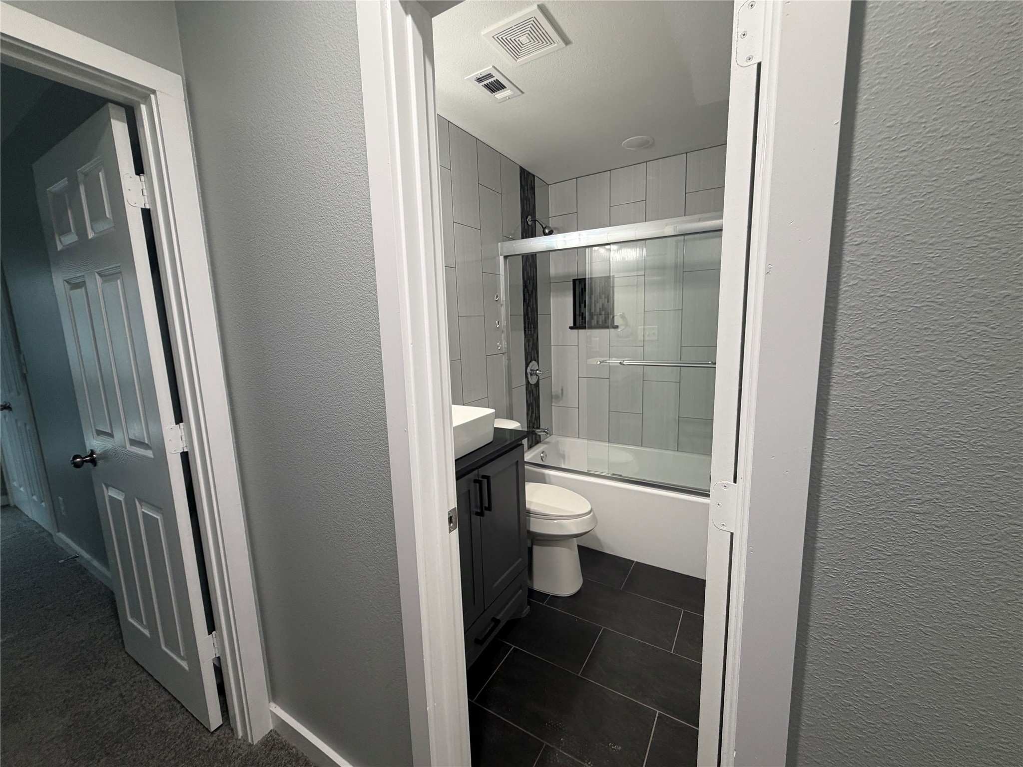 6524 Cinnamon Oaks Drive