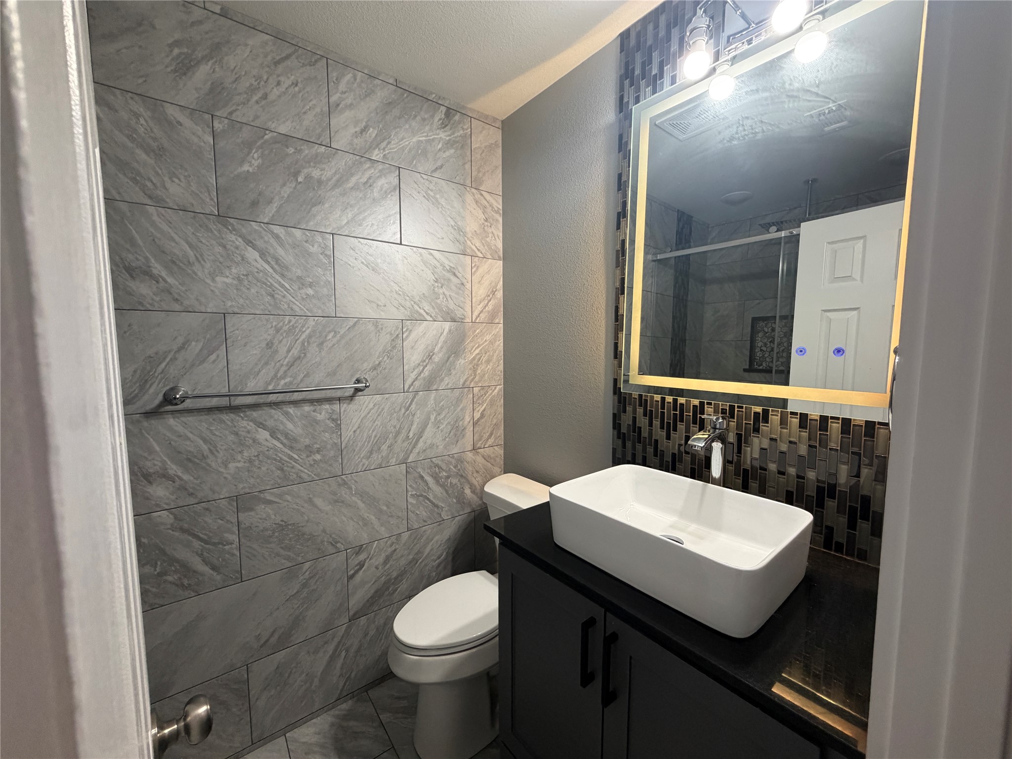 6524 Cinnamon Oaks Drive