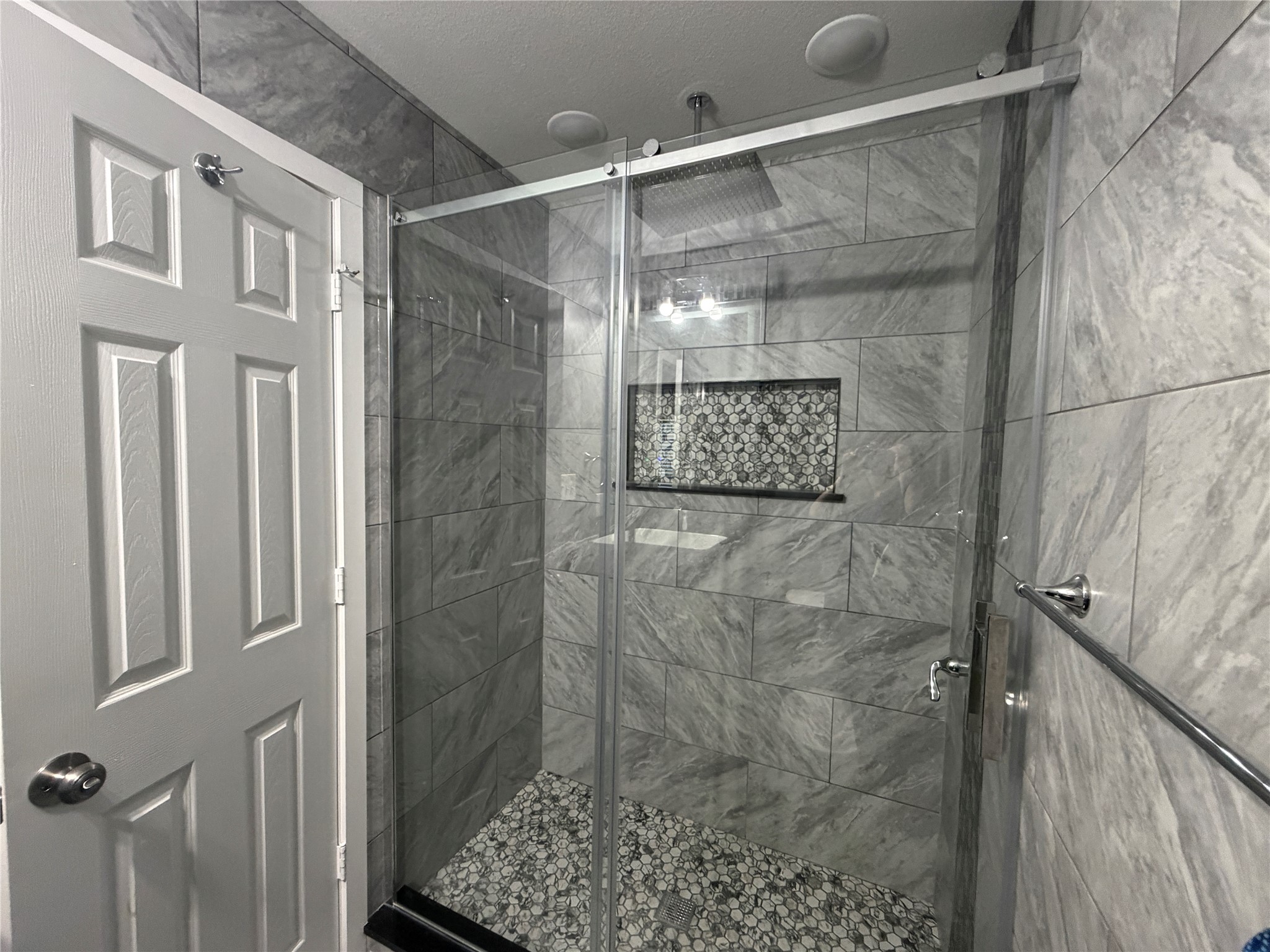 6524 Cinnamon Oaks Drive