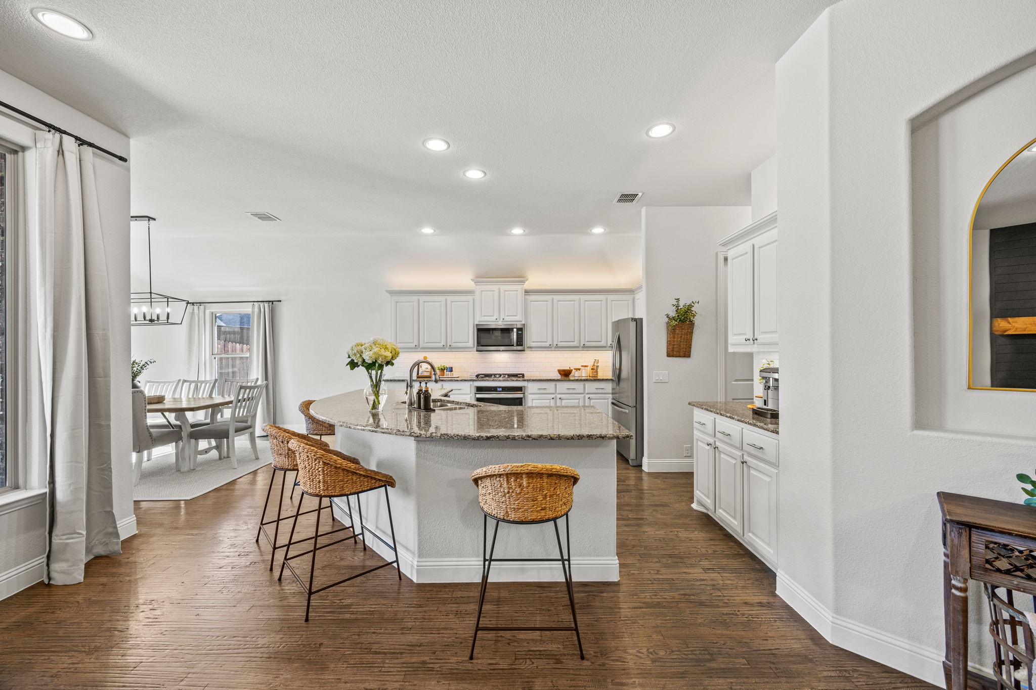 4300 Juniper Lane