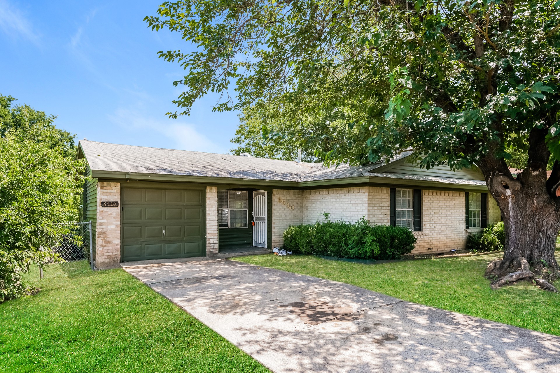 6530 Gentle River Drive