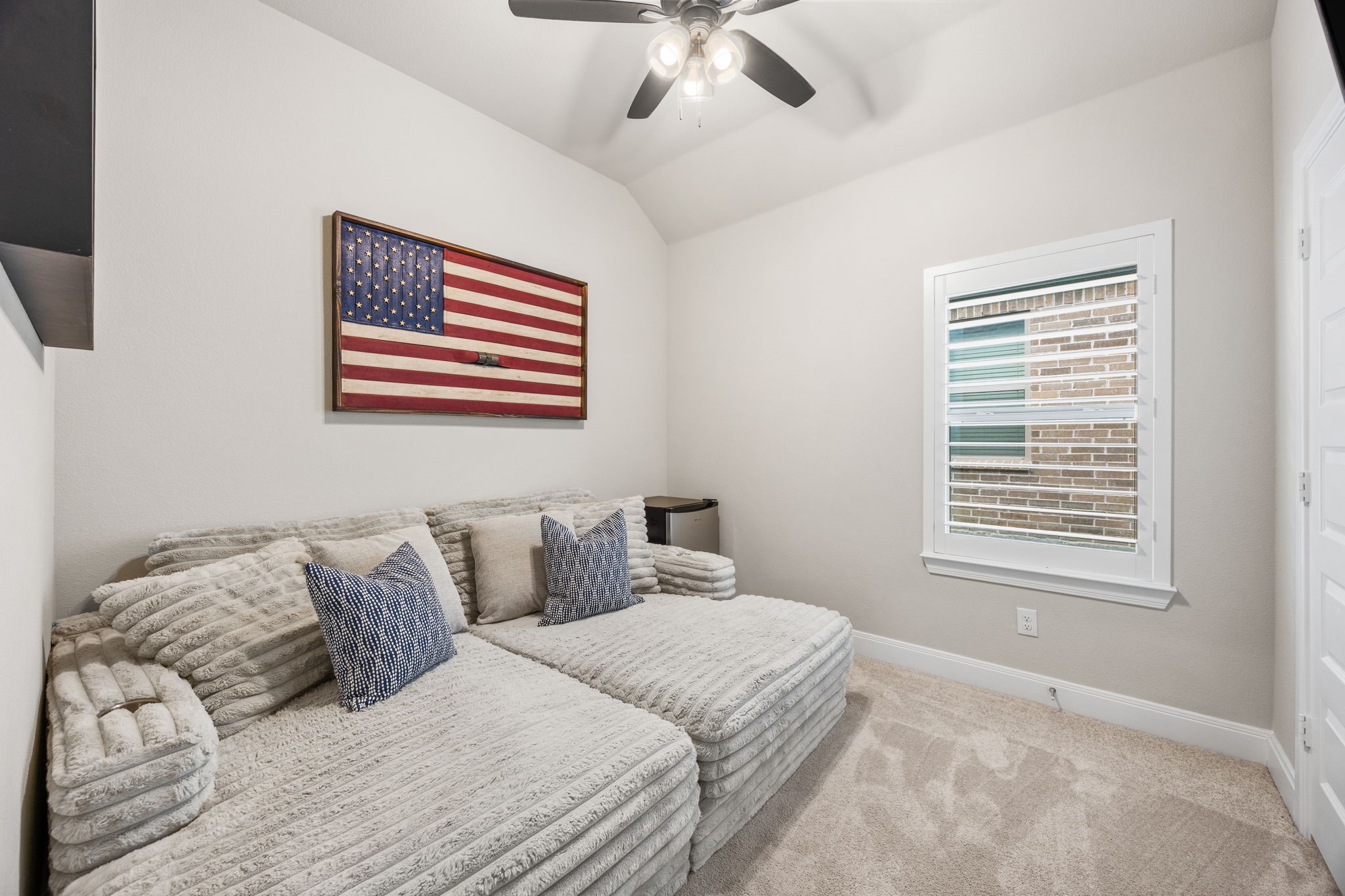 2102 Clear Water Way