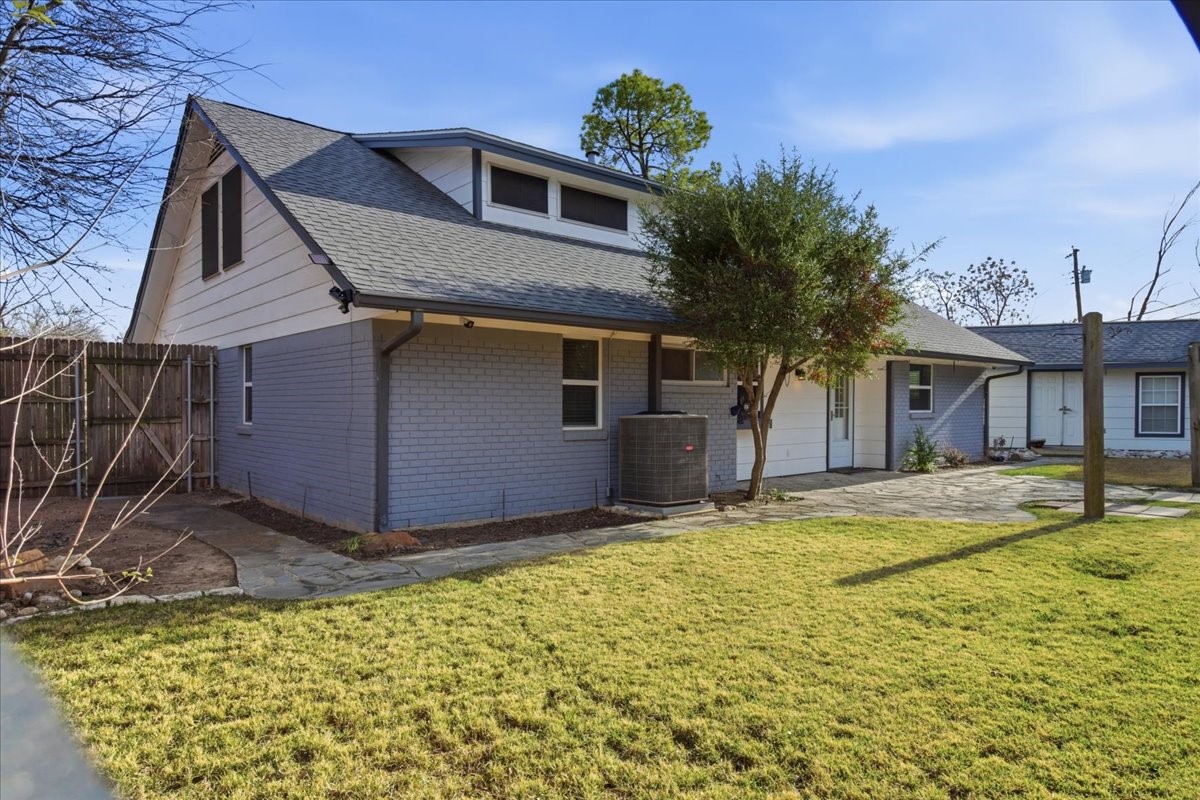 1140 Gloucester Court S