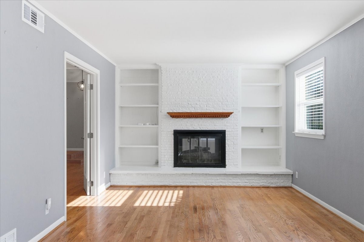 1140 Gloucester Court S