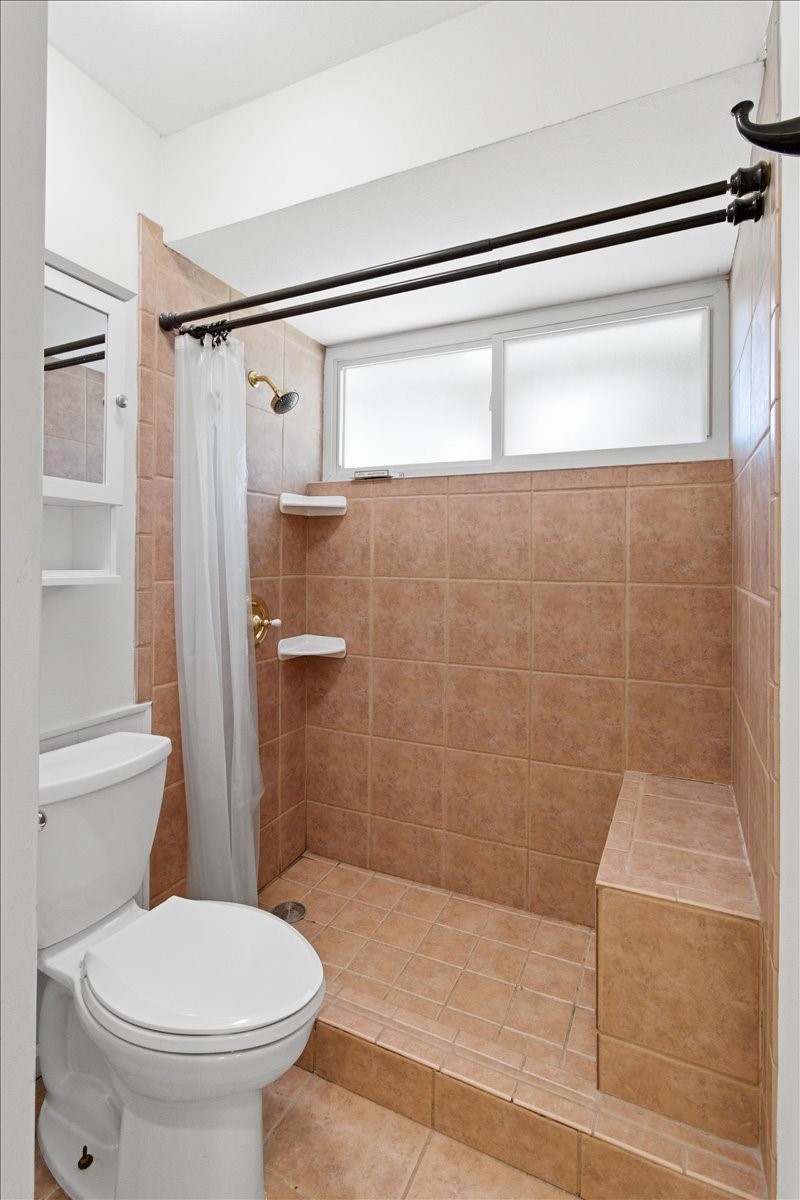 1140 Gloucester Court S