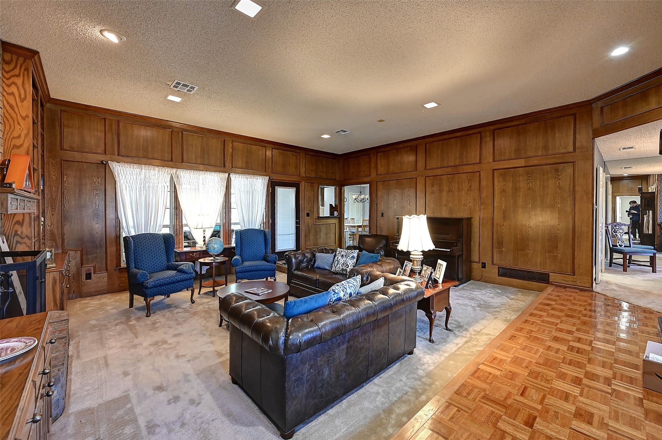 2300 Woodsong Trail