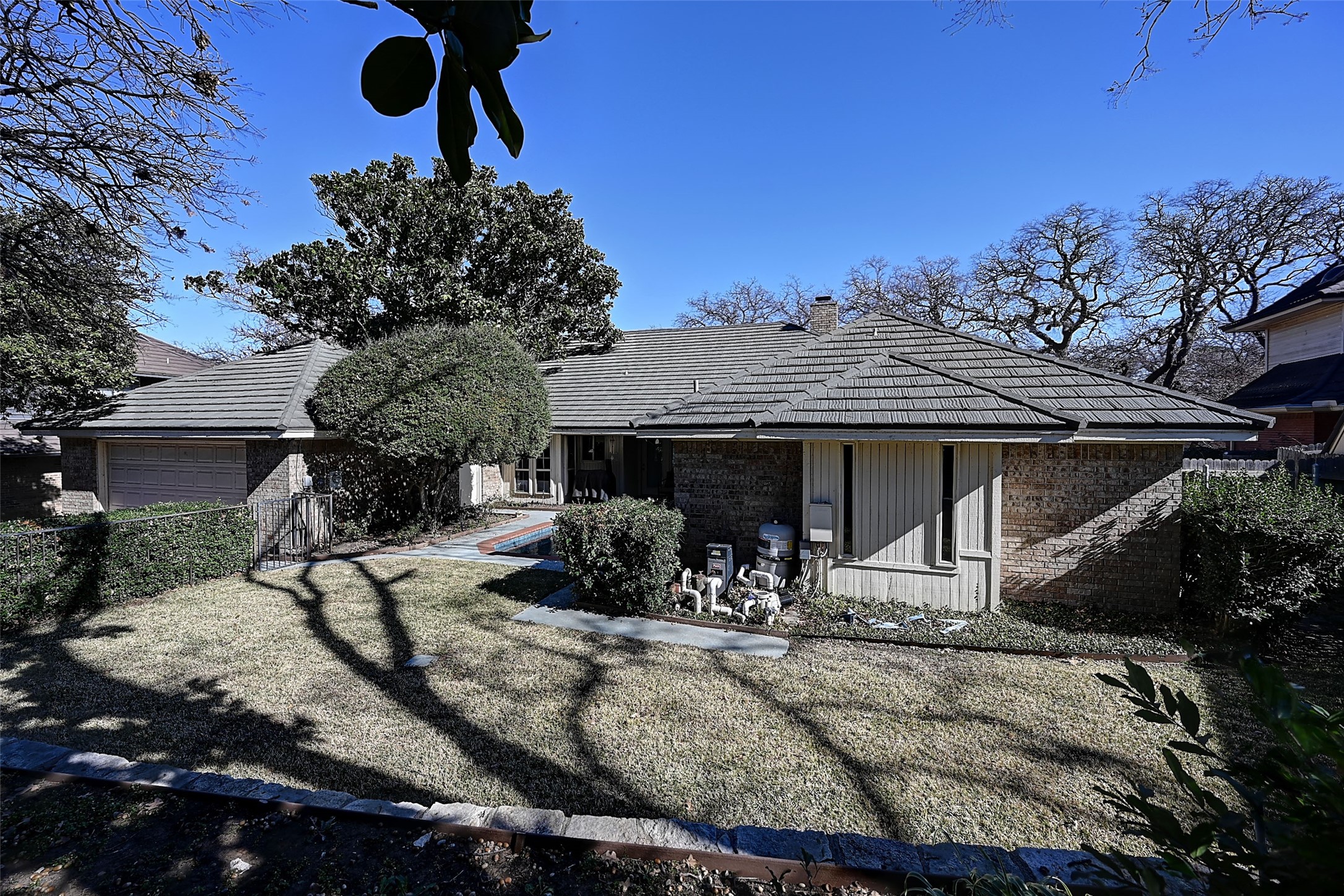2300 Woodsong Trail