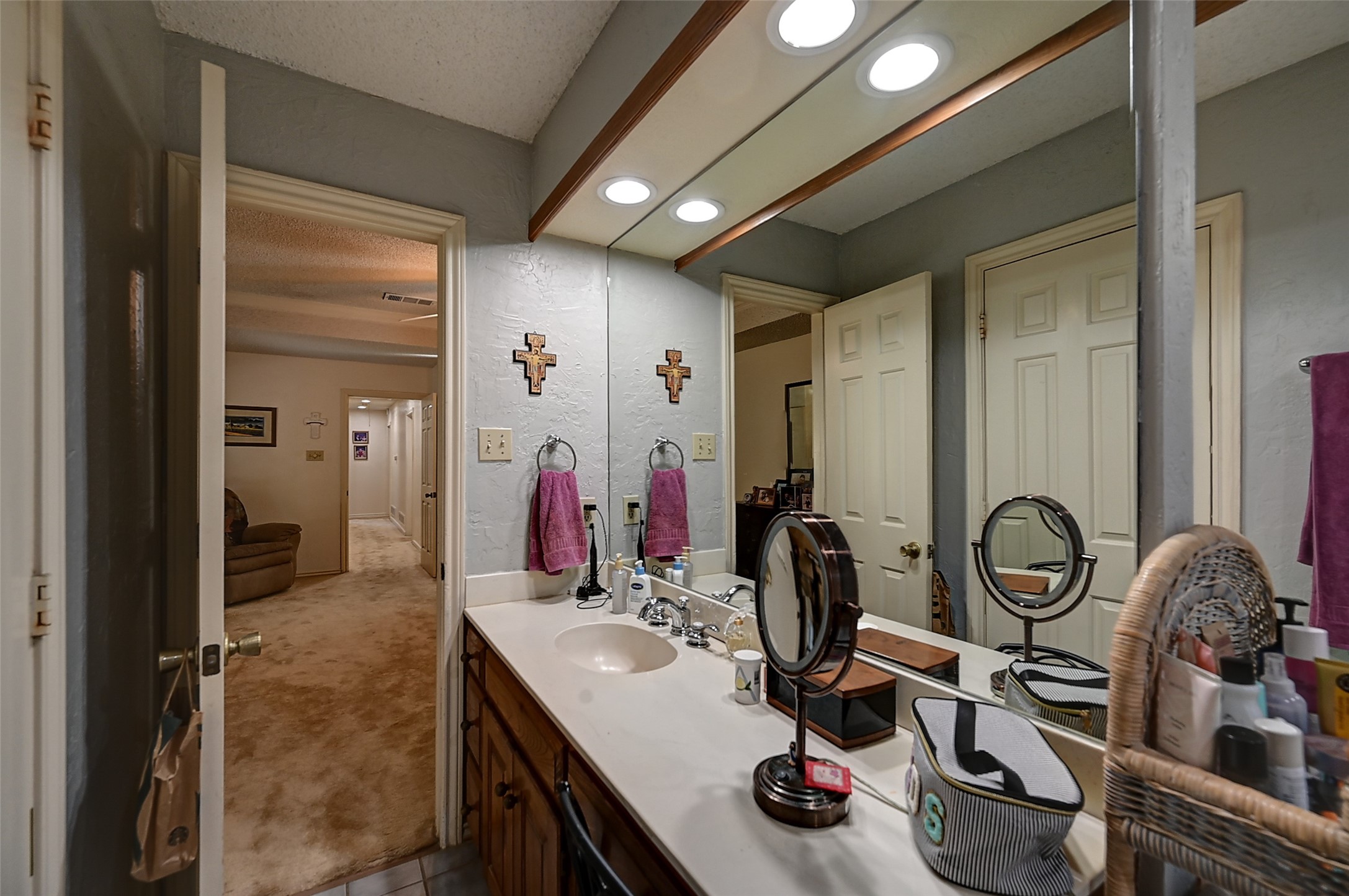 2300 Woodsong Trail