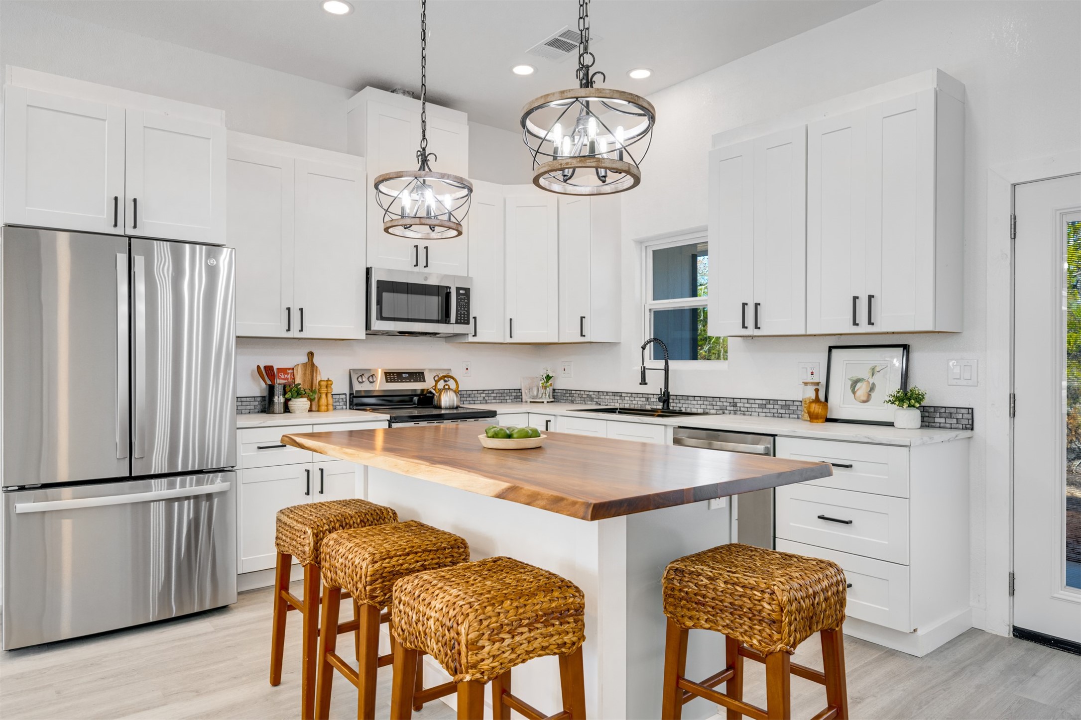 260 Private Road 35407