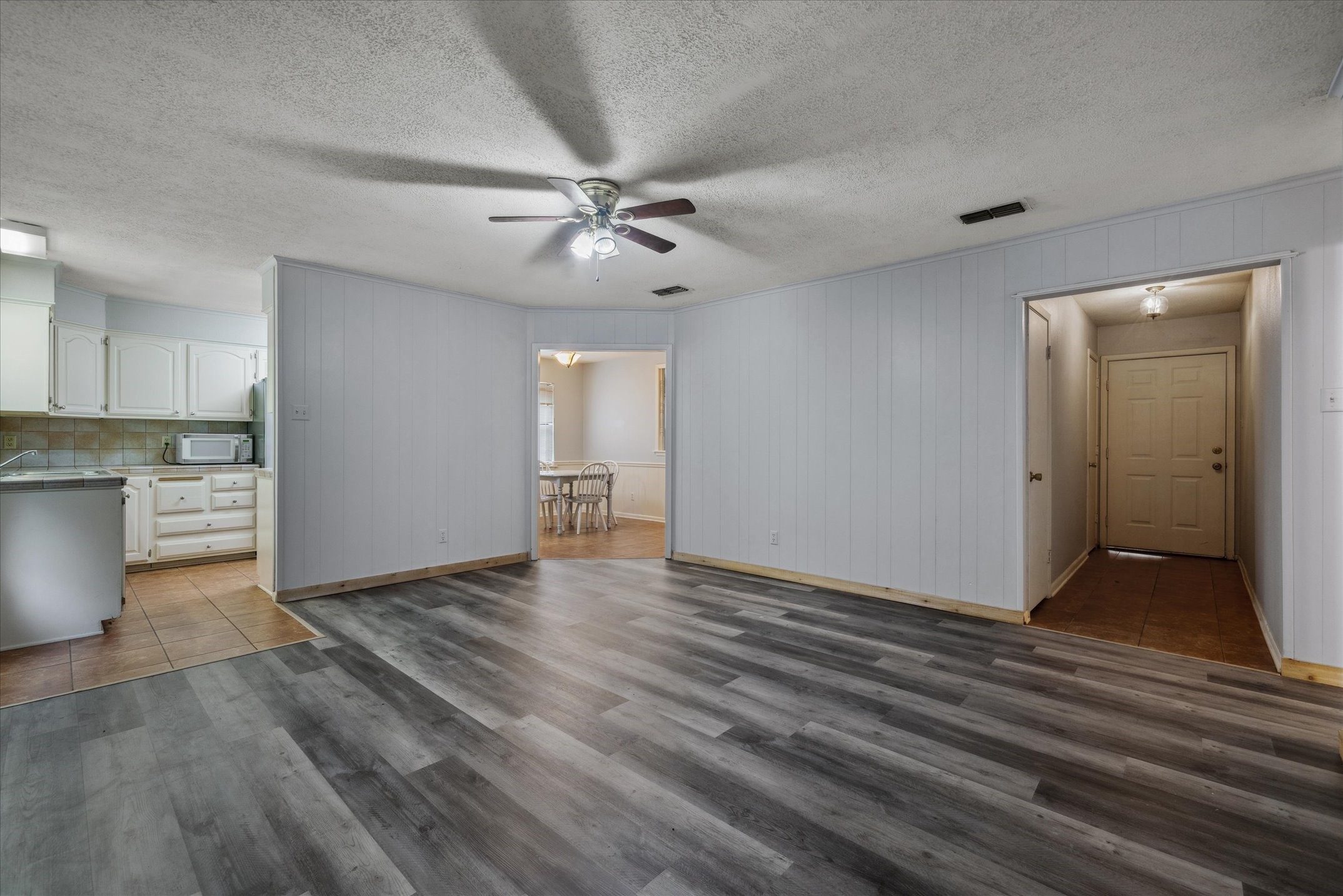 6179 State Highway 31 E